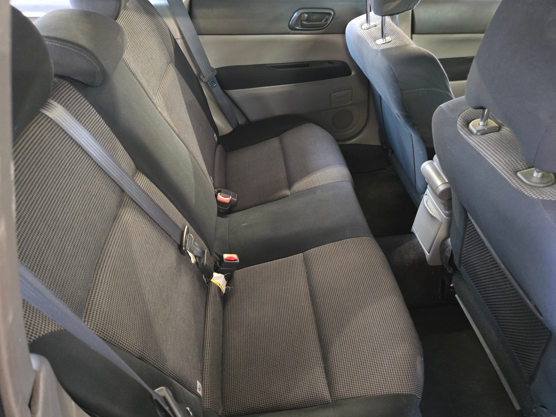 SUBARU Forester 2.0X Advantage-image-6
