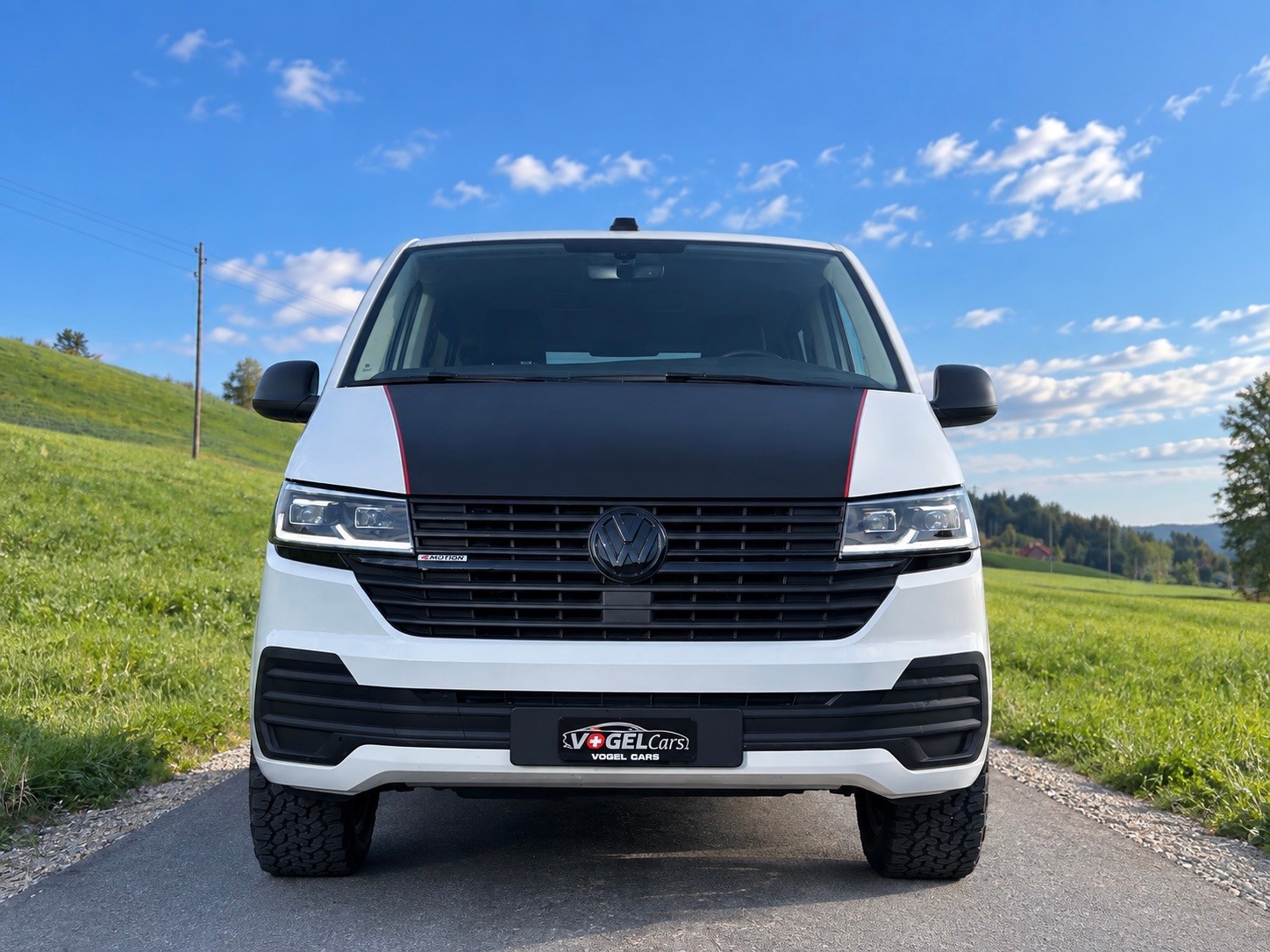VW T6.1 2.0 TDI Trendline 4Motion-image-1