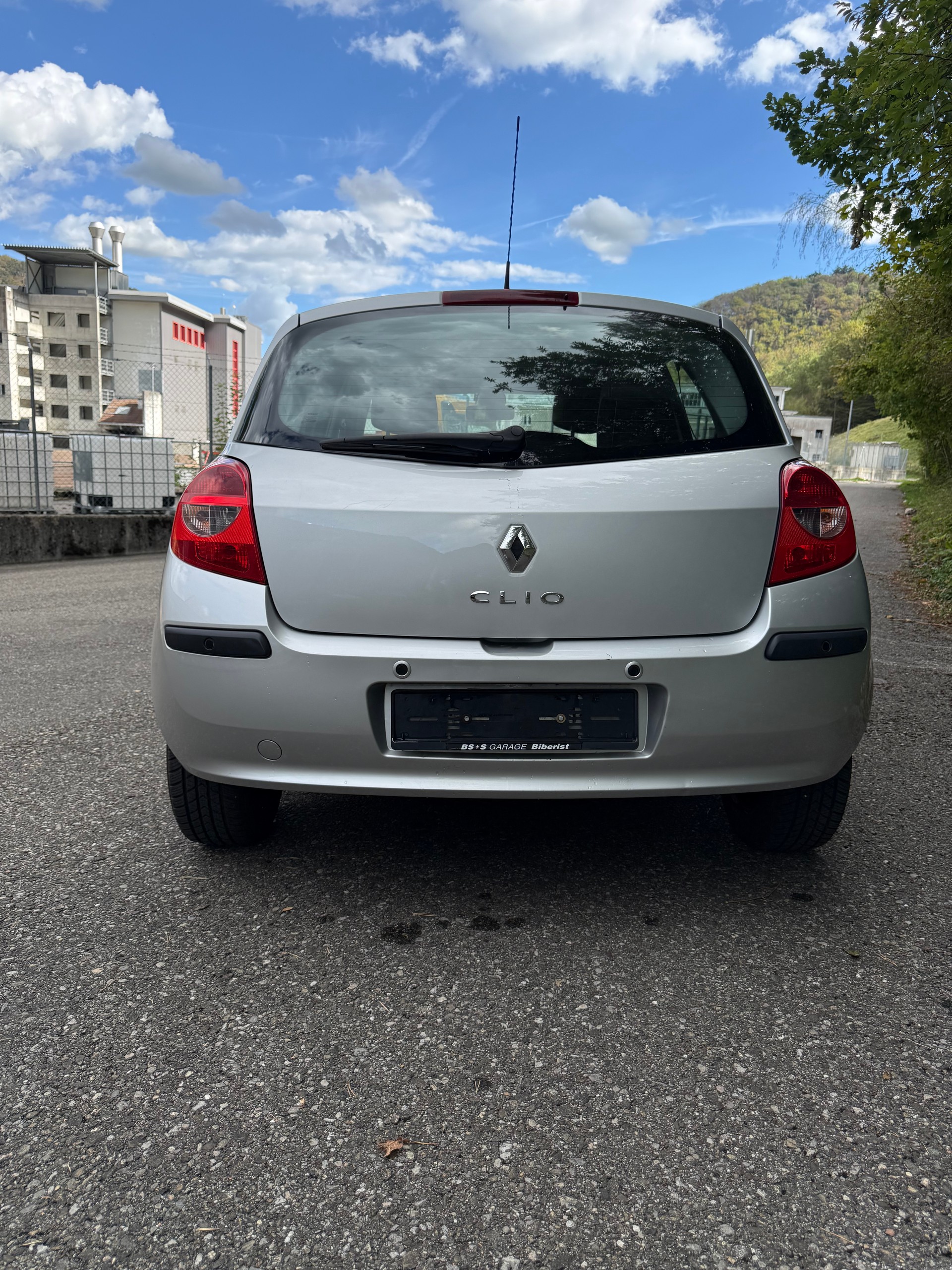 RENAULT Clio 2.0 16V Initiale Automatic-image-5