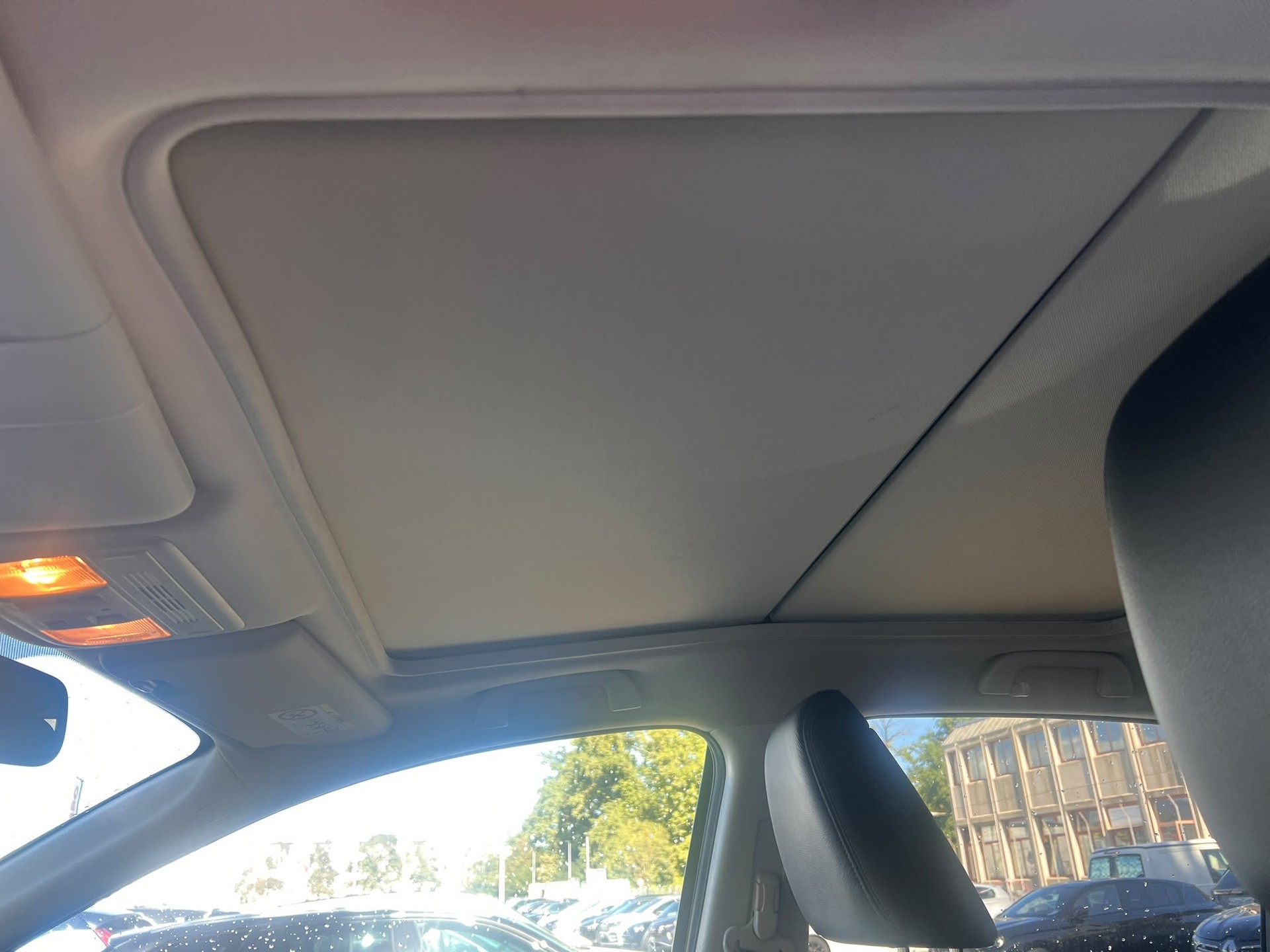 HONDA CR-V 1.6 i-DTEC Executive 4WD Automatic-image-12