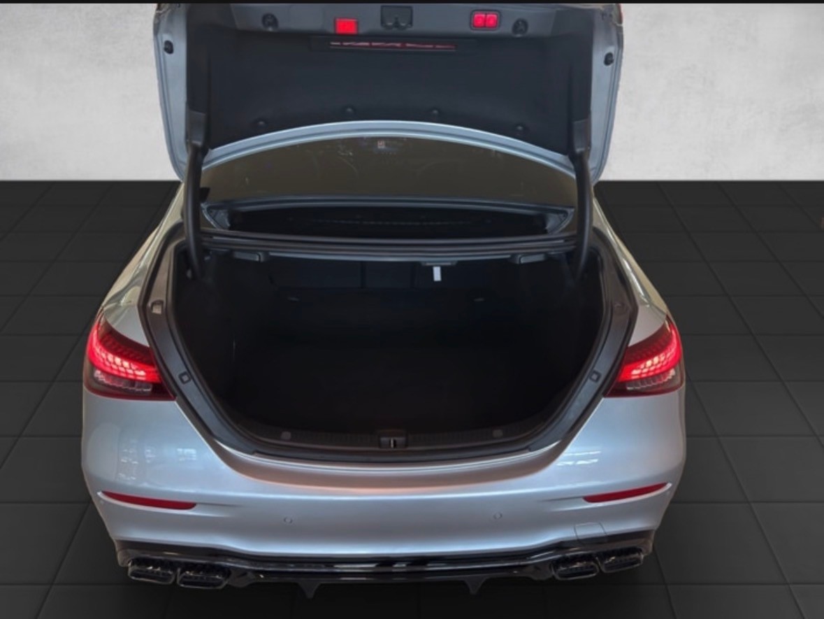 MERCEDES-BENZ E 63 S AMG 4matic+-image-11