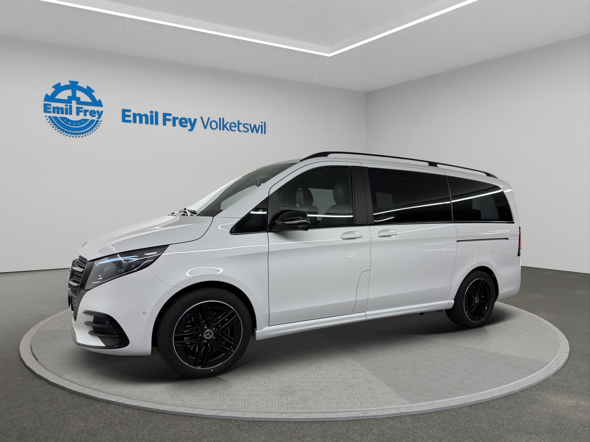 MERCEDES-BENZ V 300 d Swiss Ed. lang 4matic Van-image-0
