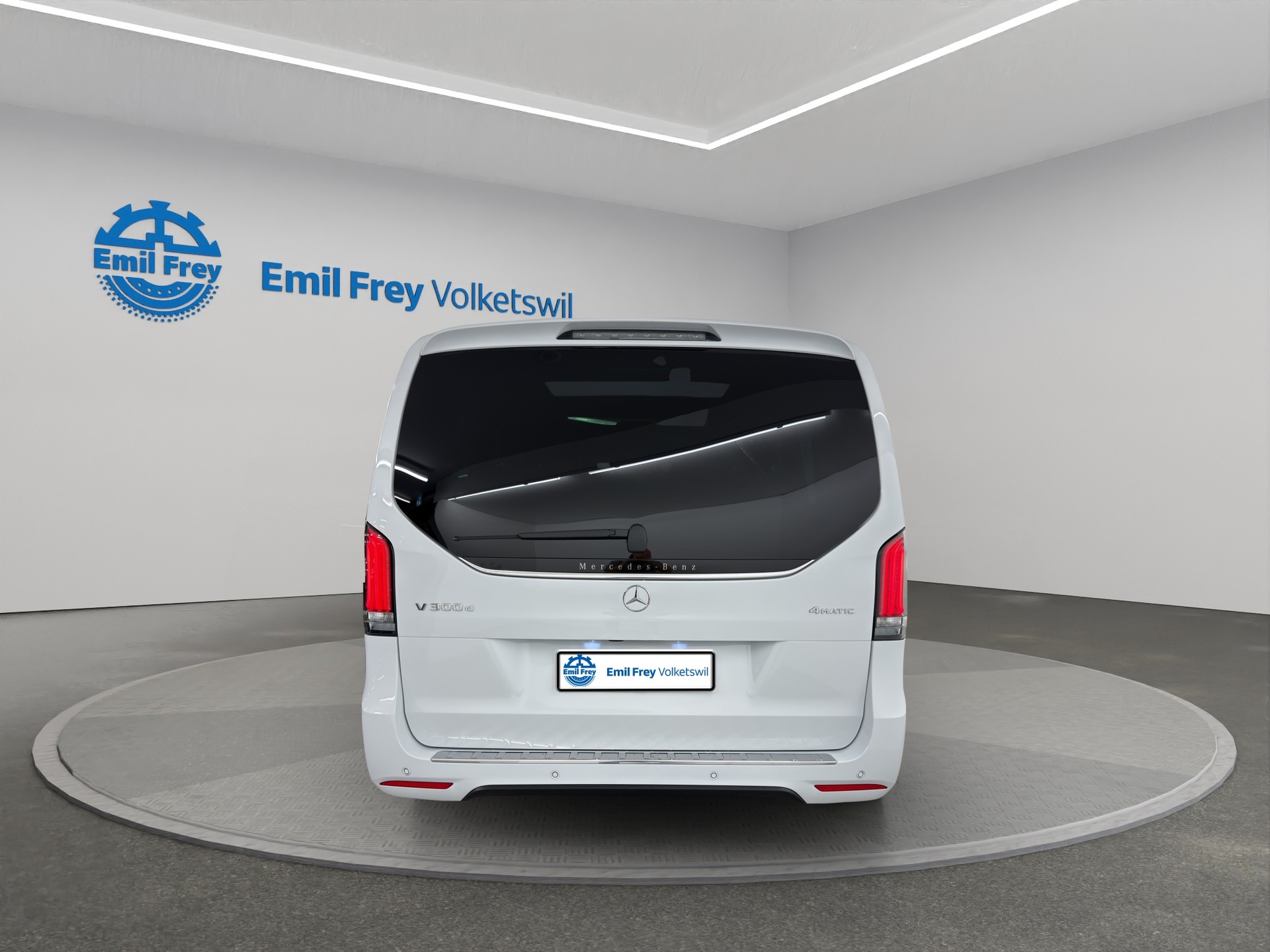 MERCEDES-BENZ V 300 d Swiss Ed. lang 4matic Van-image-5