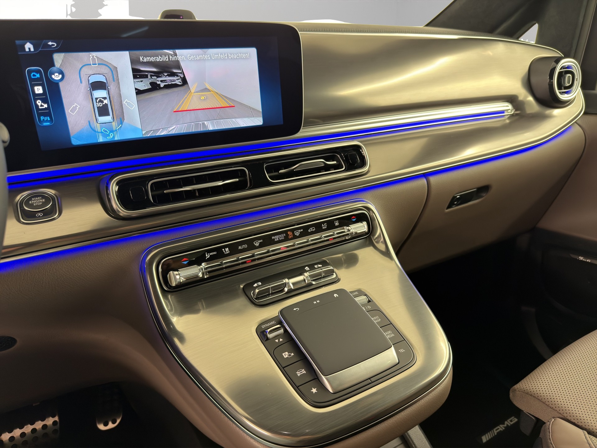 MERCEDES-BENZ V 300 d Swiss Ed. lang 4matic Van-image-14