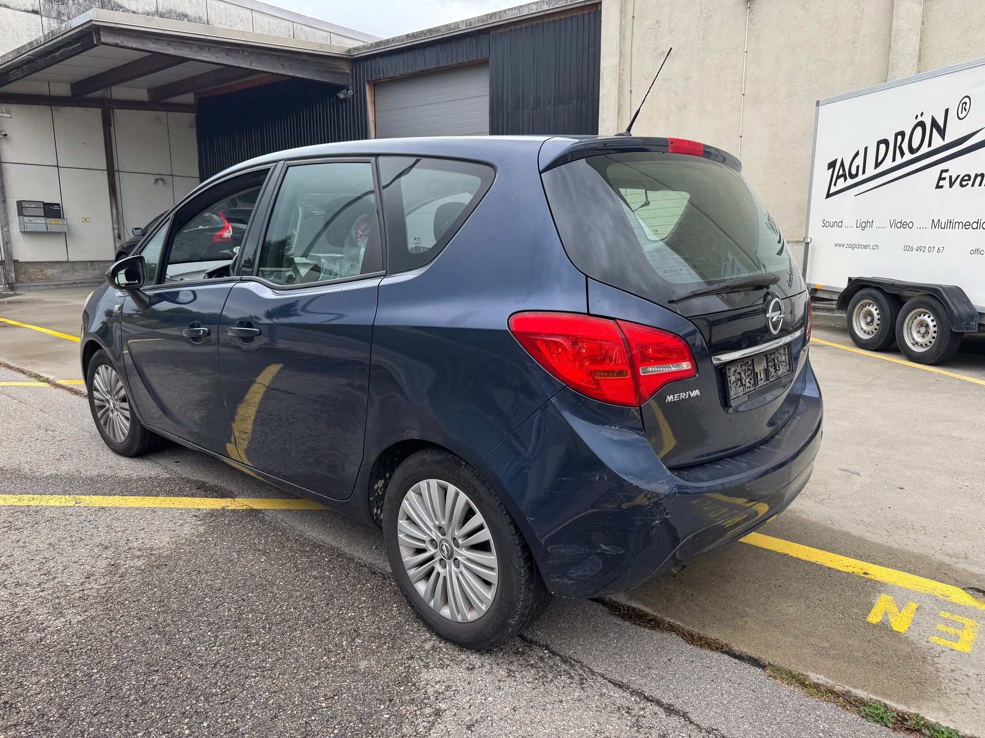 OPEL Meriva 1.4 Turbo Cosmo-image-2