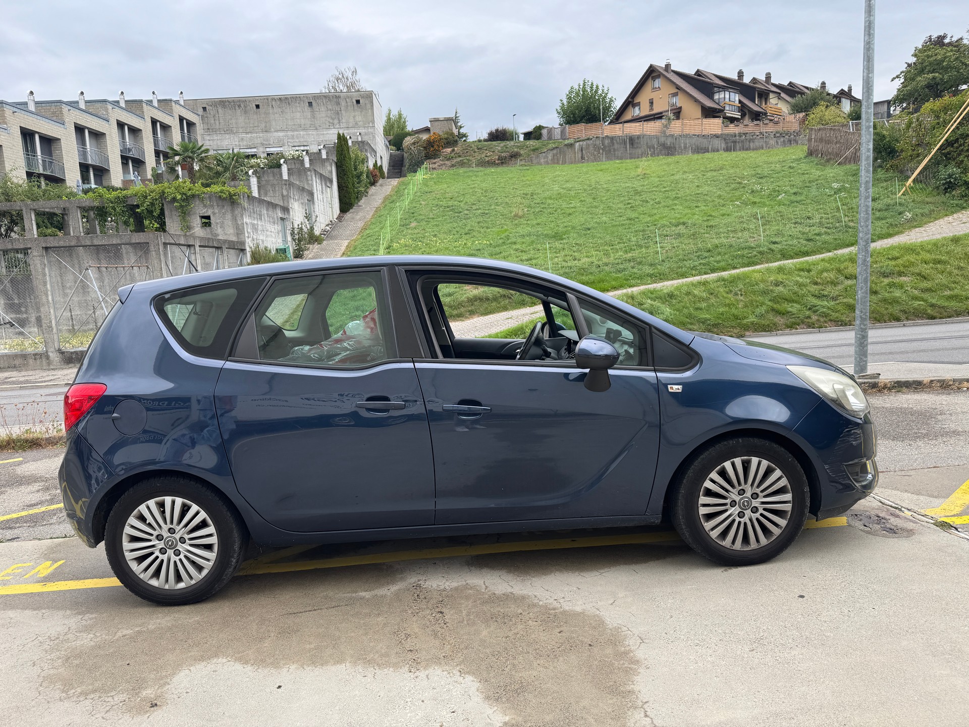OPEL Meriva 1.4 Turbo Cosmo-image-5