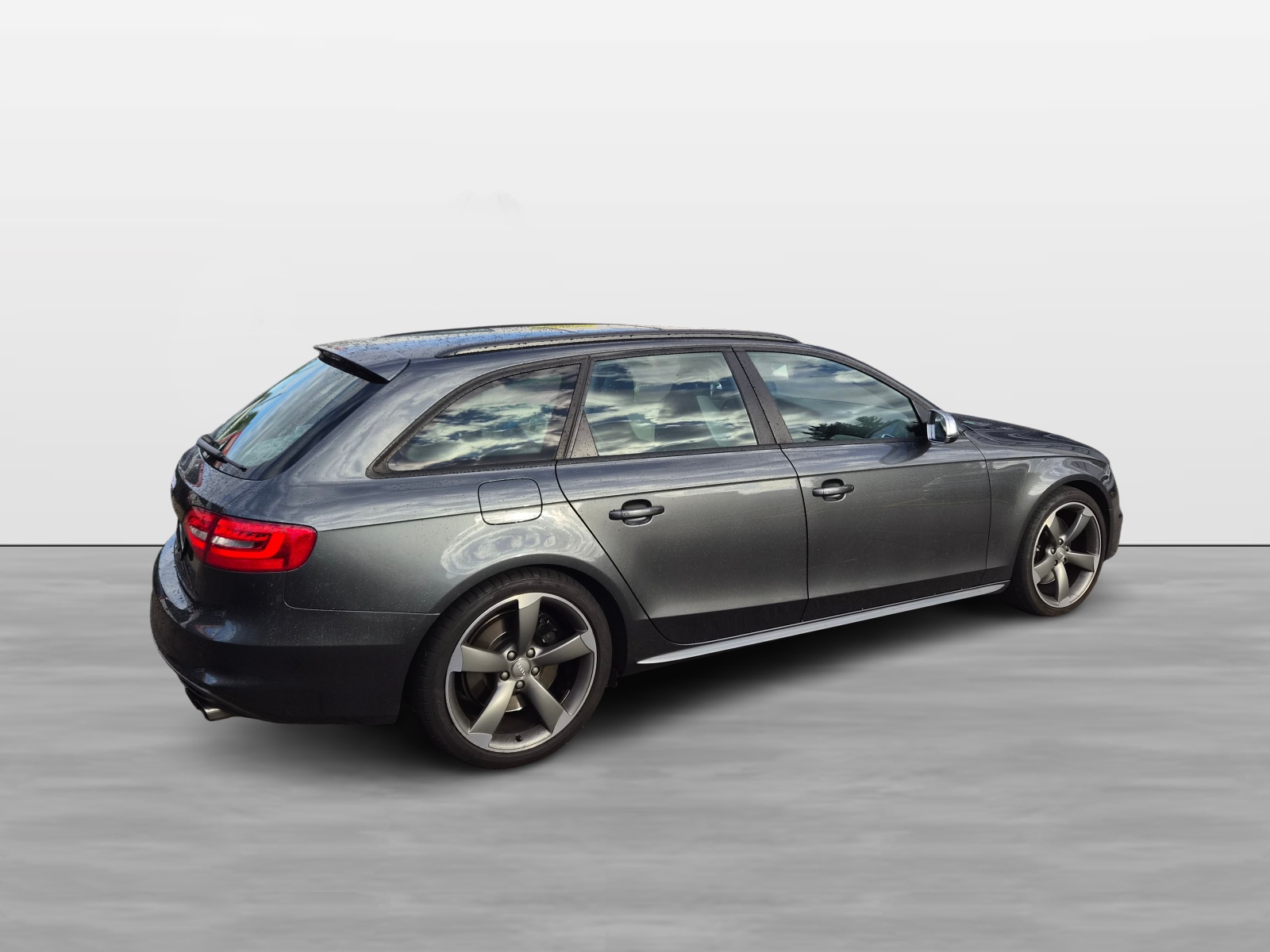 AUDI S4 Avant 3.0 TFSI quattro S-tronic-showroom-element-1