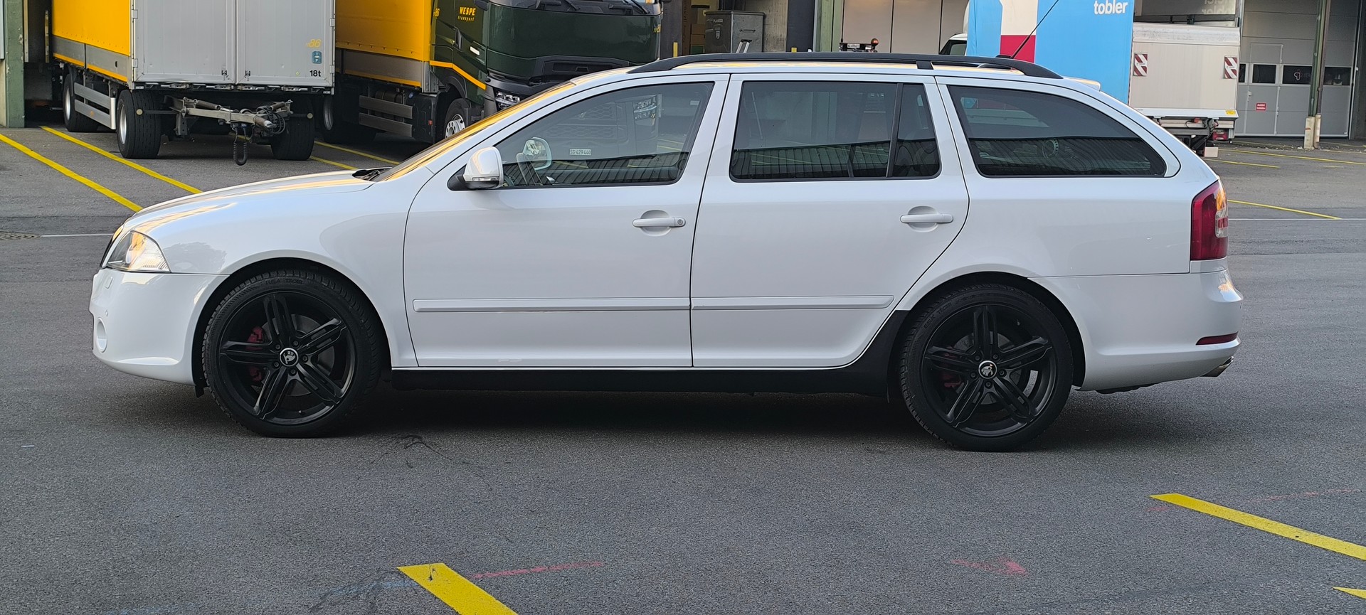 SKODA Octavia 2.0 TDI RS DSG-image-6