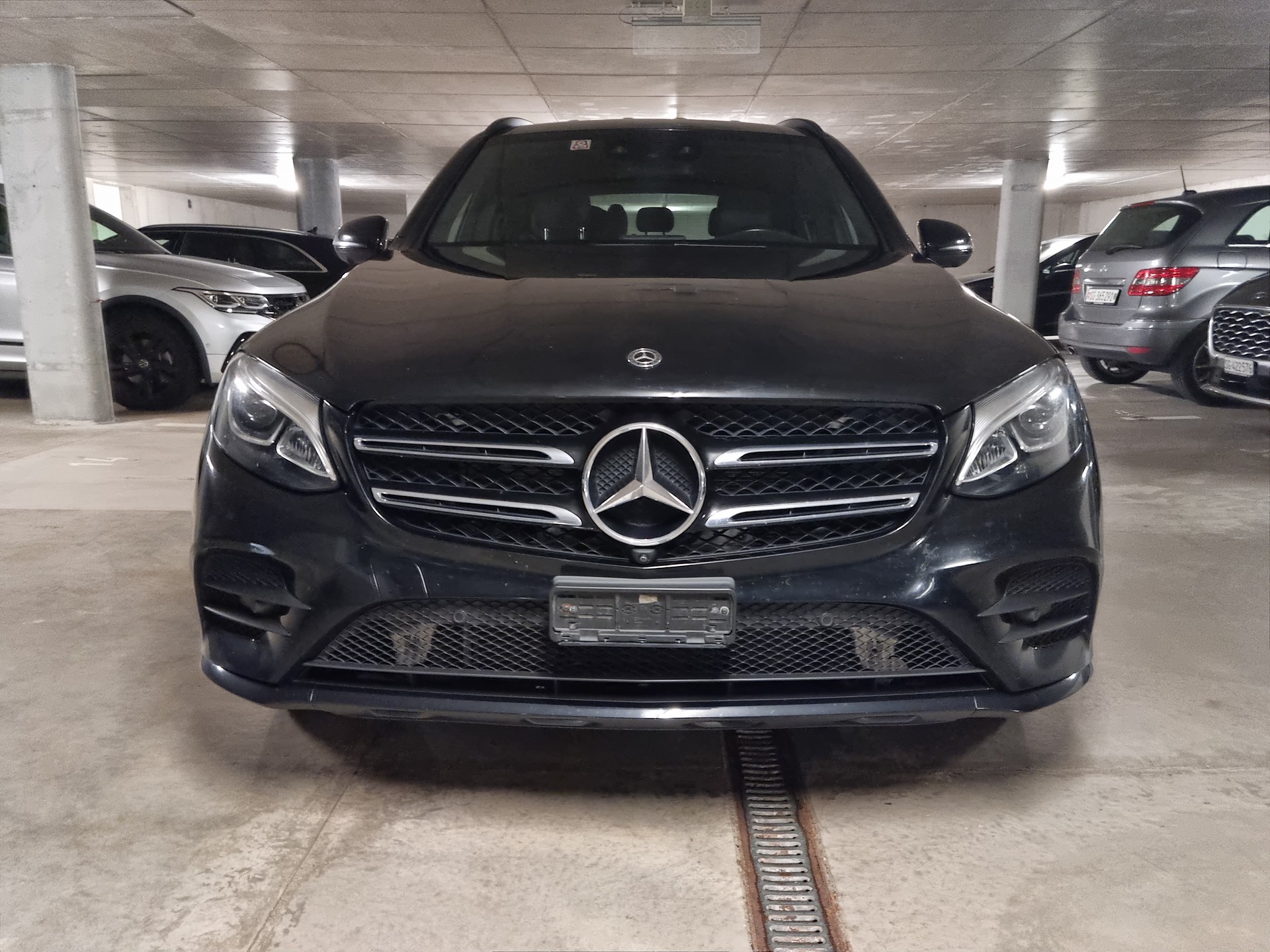 MERCEDES-BENZ GLC 250 d AMG Line 4m-image-0
