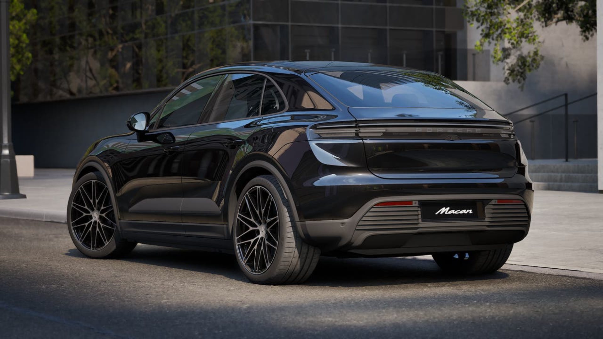 PORSCHE Macan 4-image-2