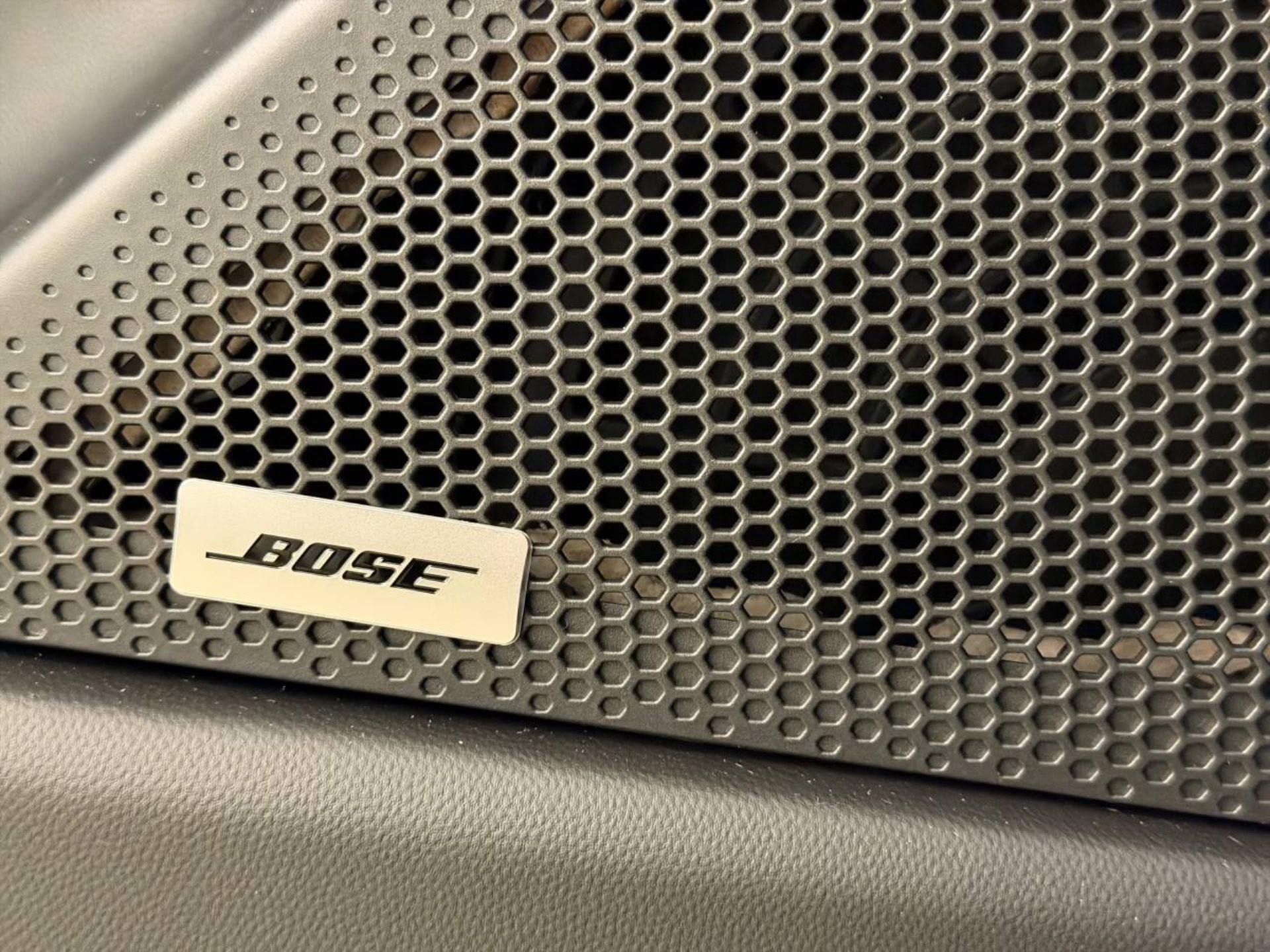 PORSCHE Cayenne Coupé Electric-image-18