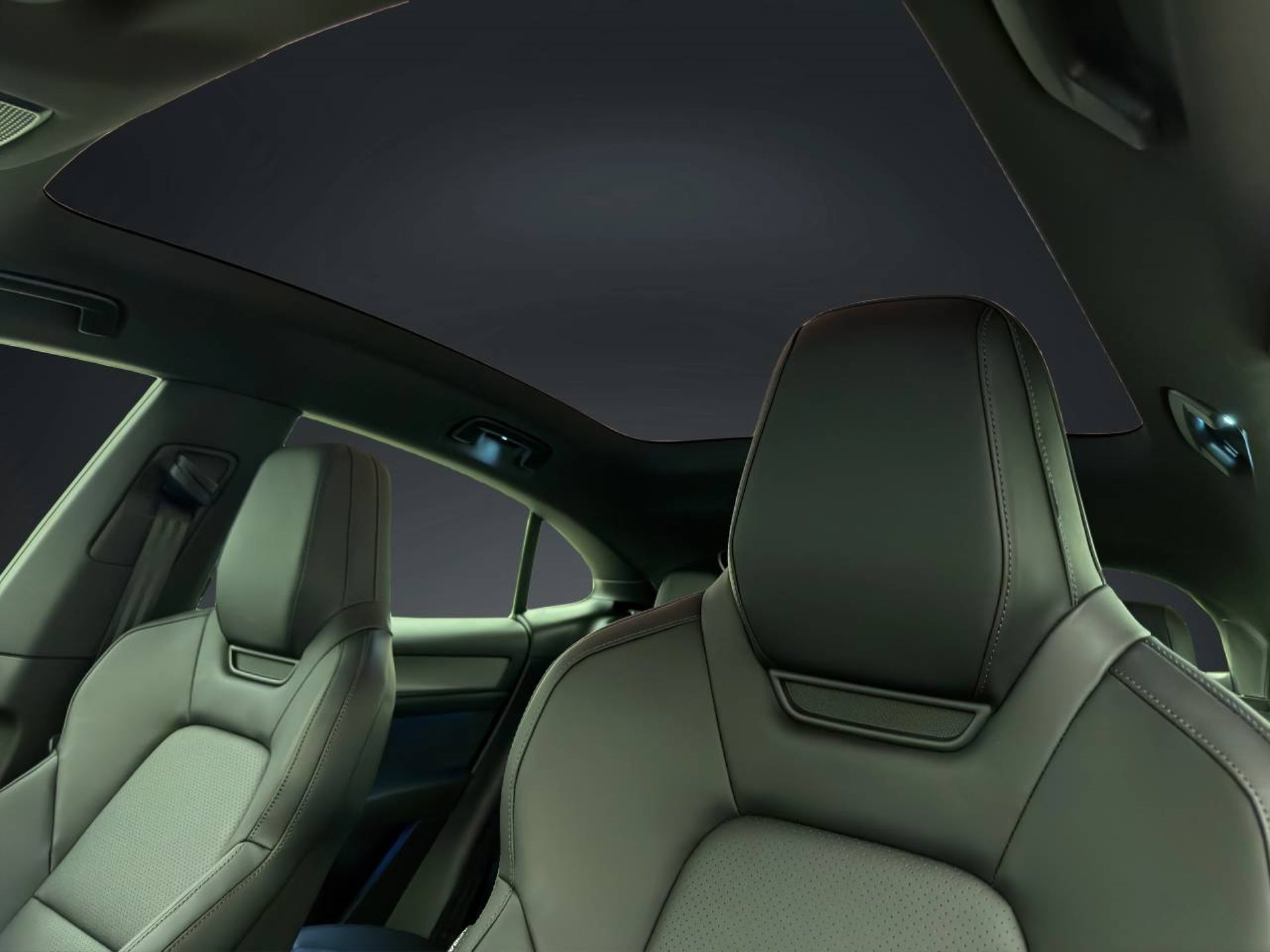 PORSCHE Cayenne Coupé Electric-image-13
