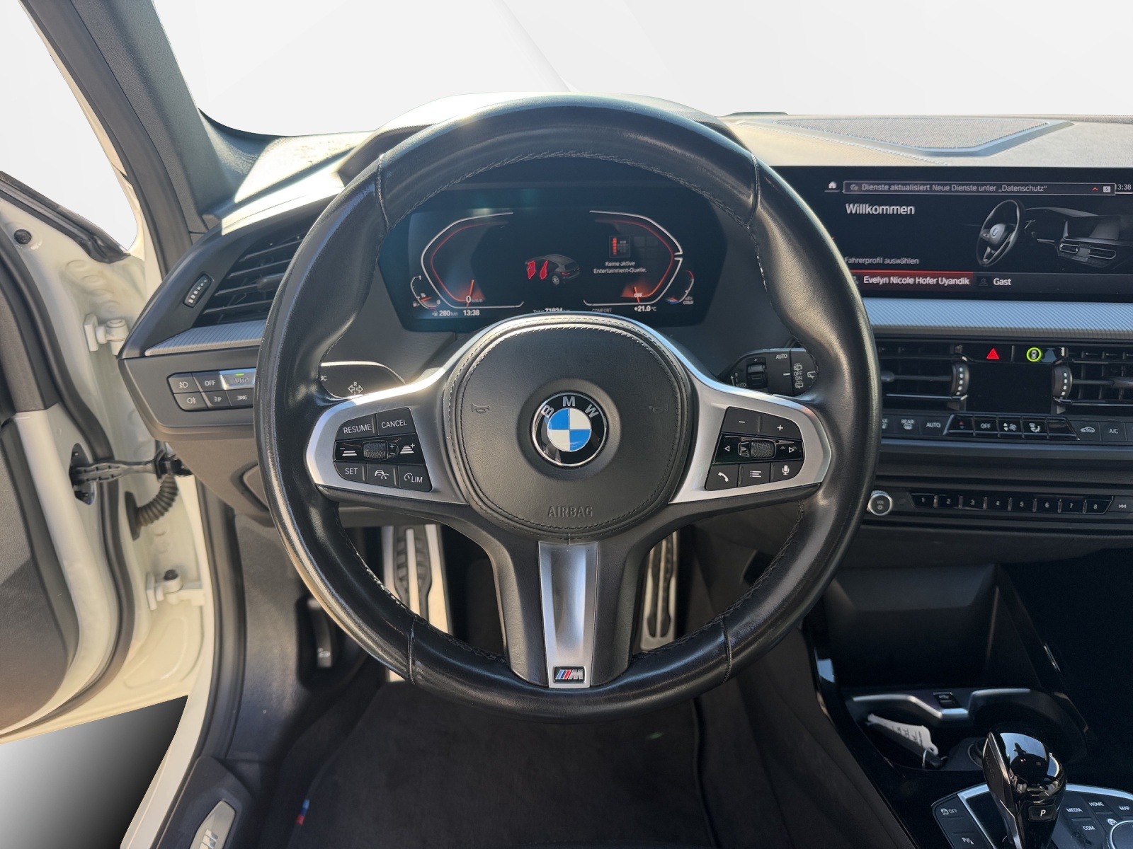 BMW 120i M Sport Steptronic-image-13