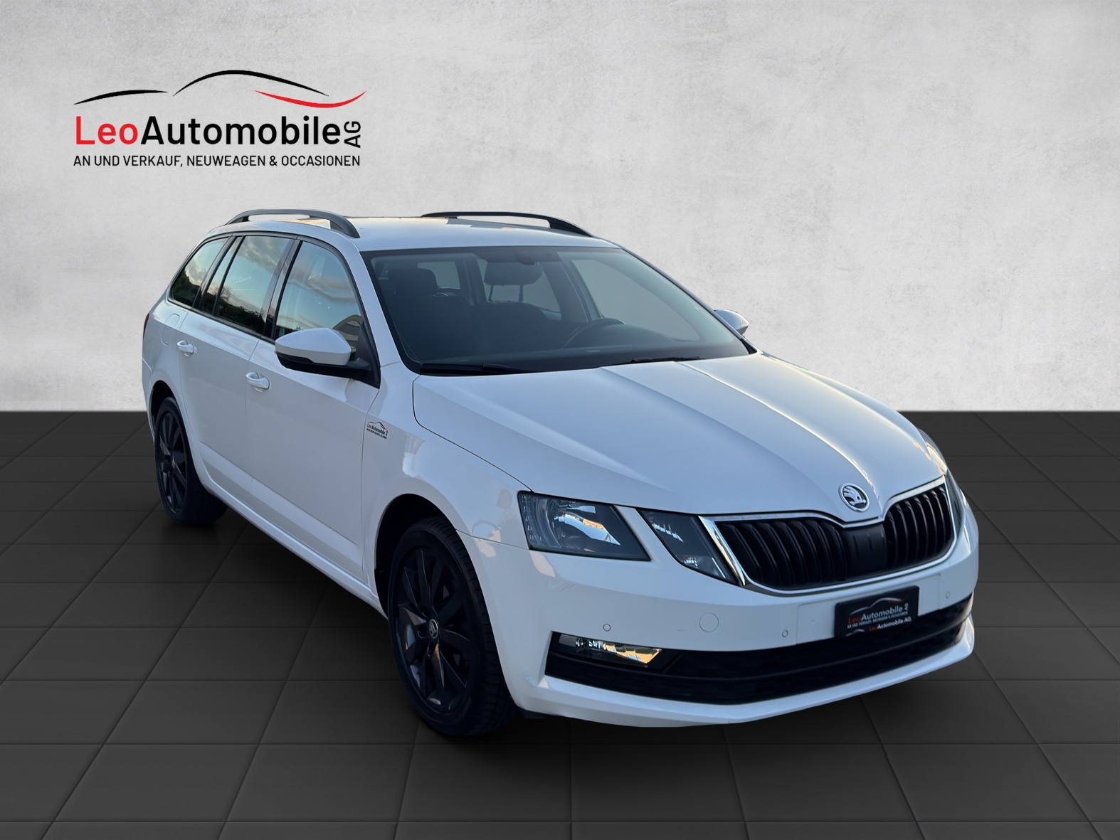 SKODA Octavia Combi 1.6 TDI Ambition-image-6