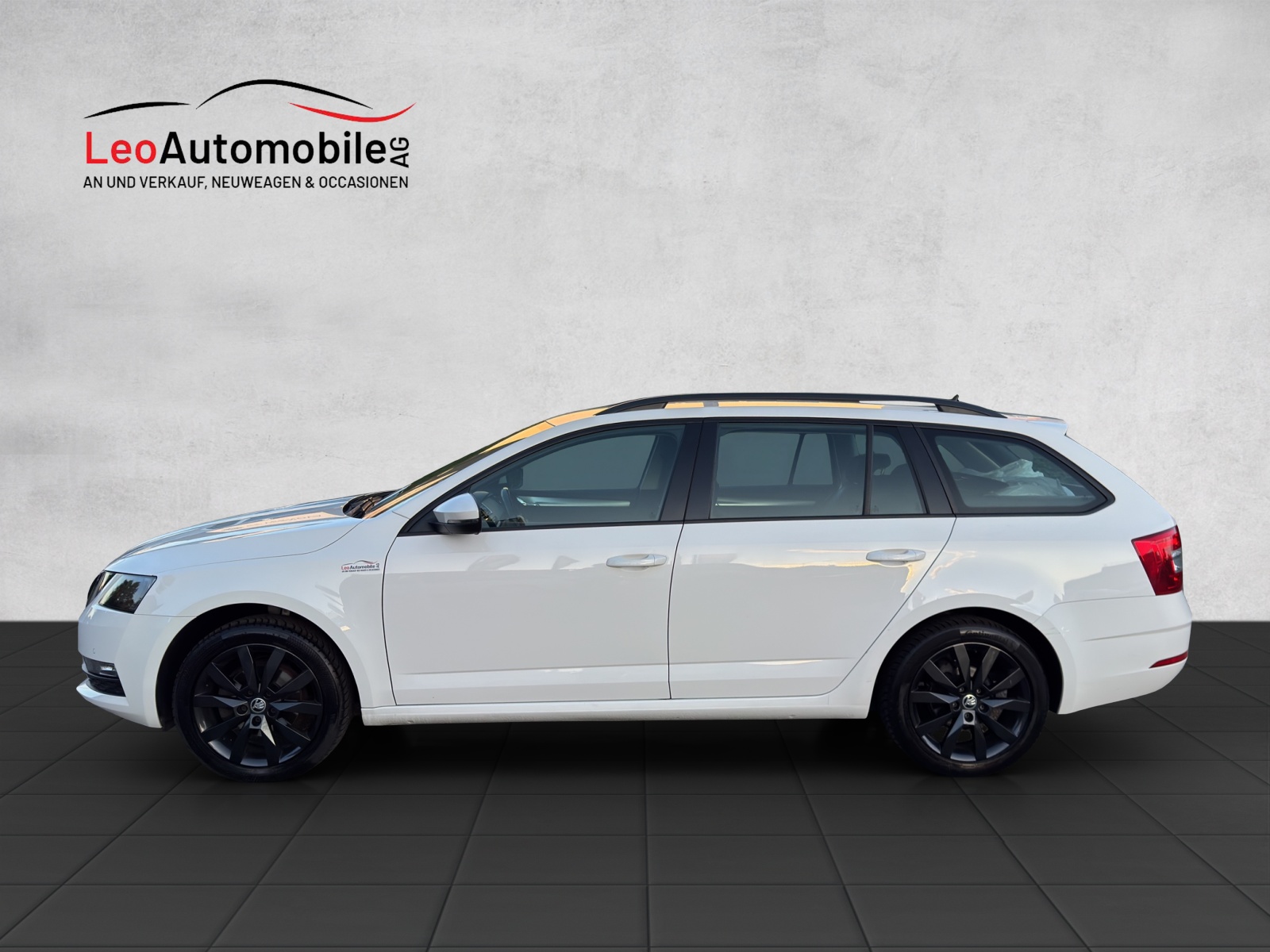 SKODA Octavia Combi 1.6 TDI Ambition-image-1