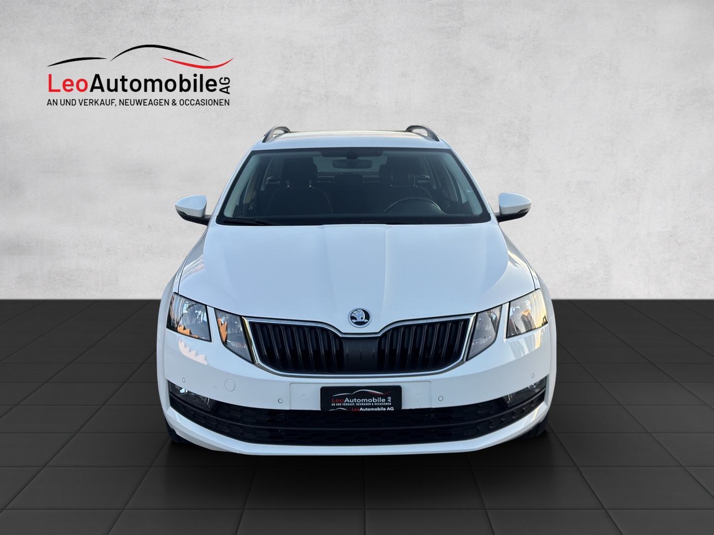 SKODA Octavia Combi 1.6 TDI Ambition-image-7