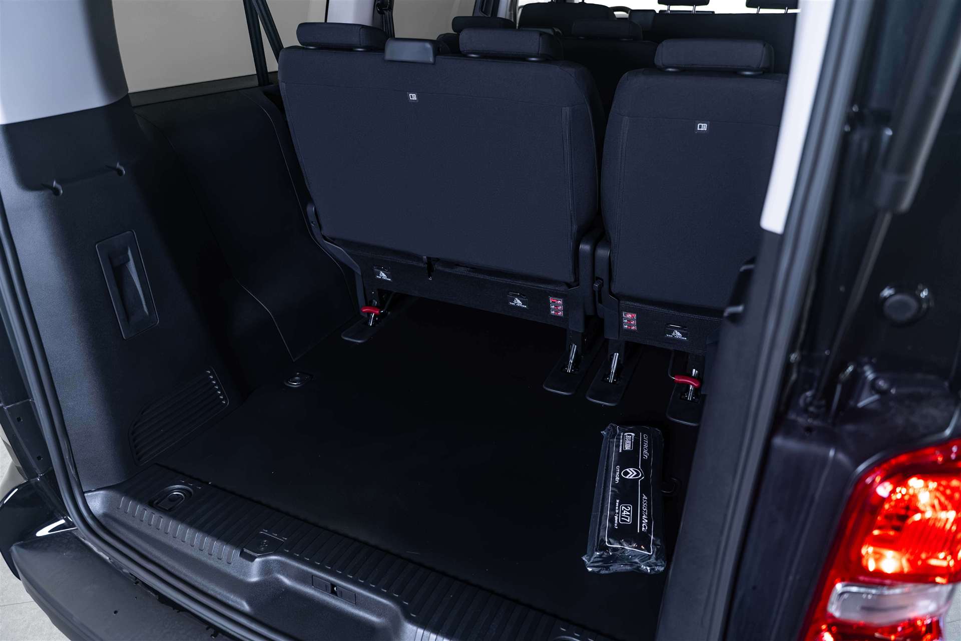CITROEN CITROEN Spacetourer 2.2 BlueHDi You XL EAT8-Automat 9-Plätzer-image-4