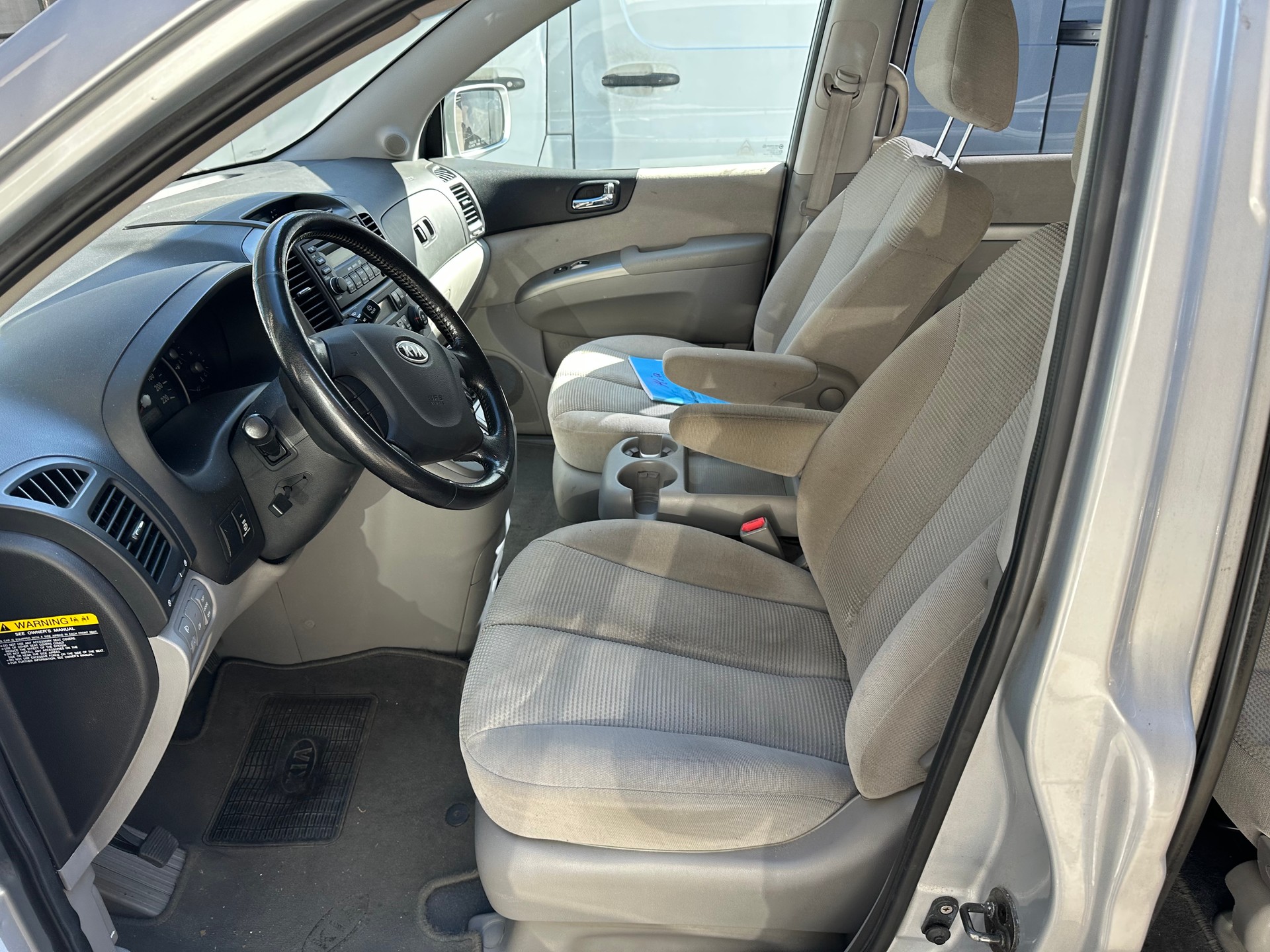 KIA Carnival 2.9 CRDi Style-image-6