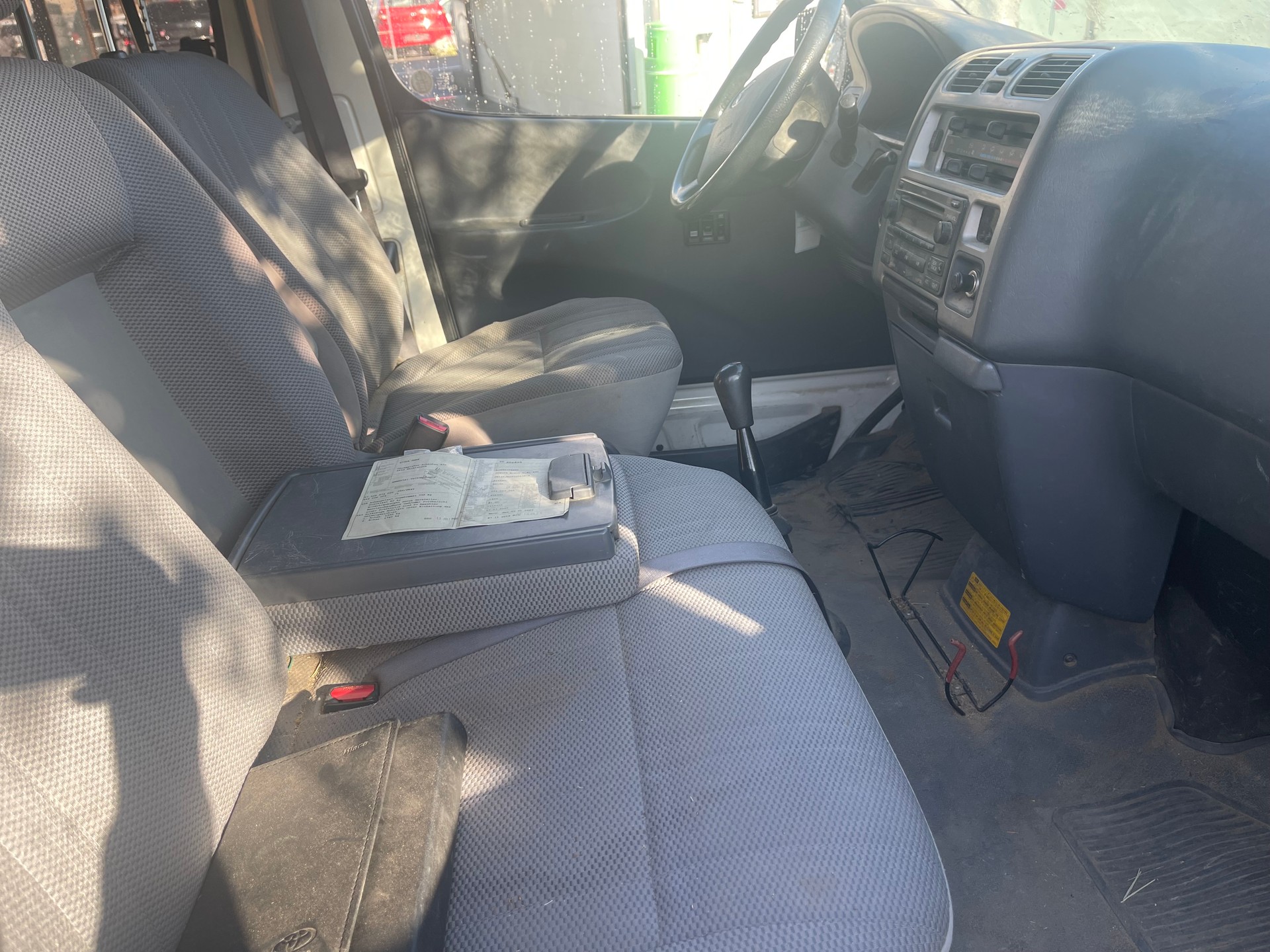 TOYOTA Hiace D-4D Van 4WD LWB-image-5
