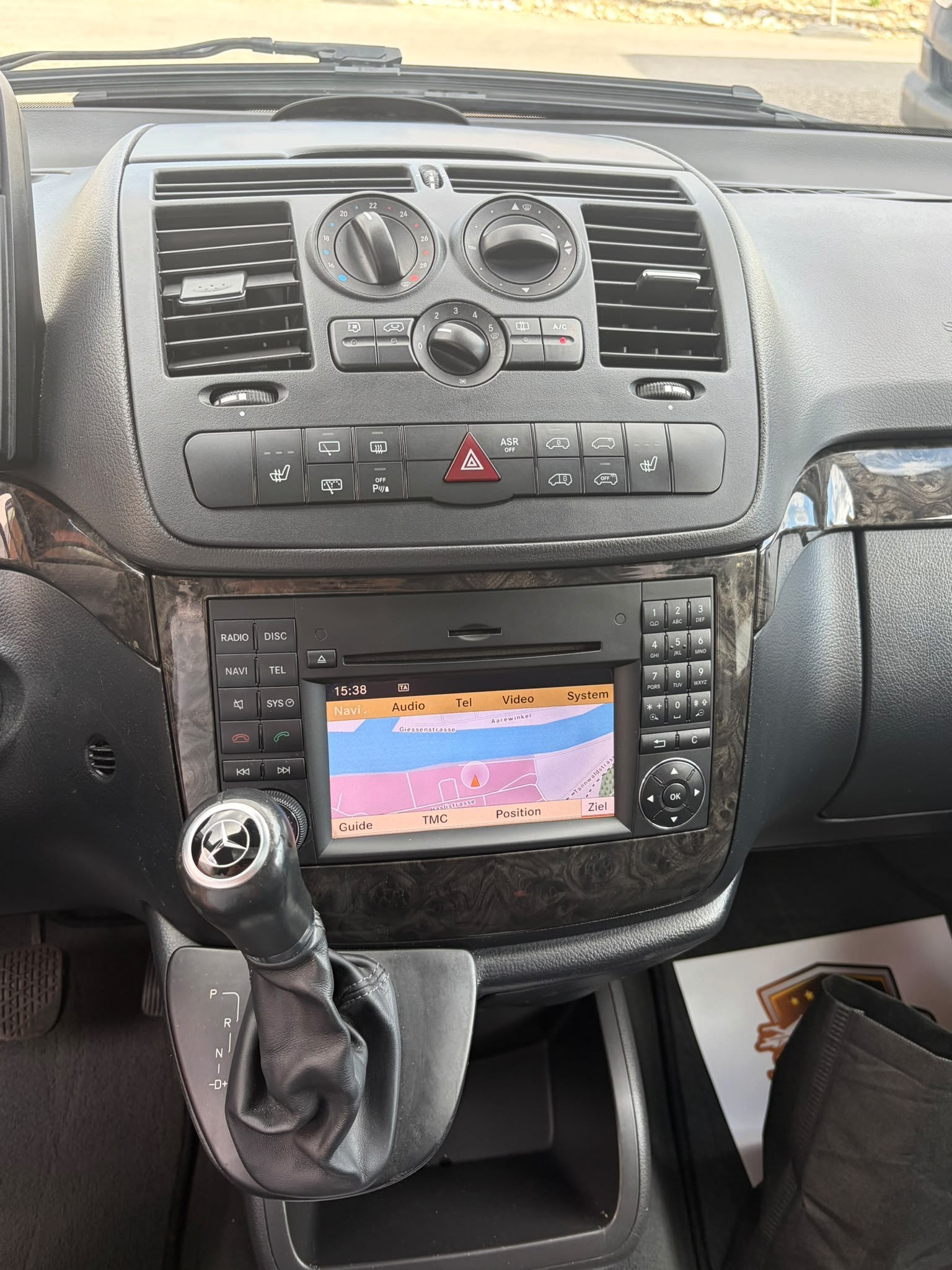 MERCEDES-BENZ Viano 3.0 CDI Blue Efficiency Ambiente EL A-image-9