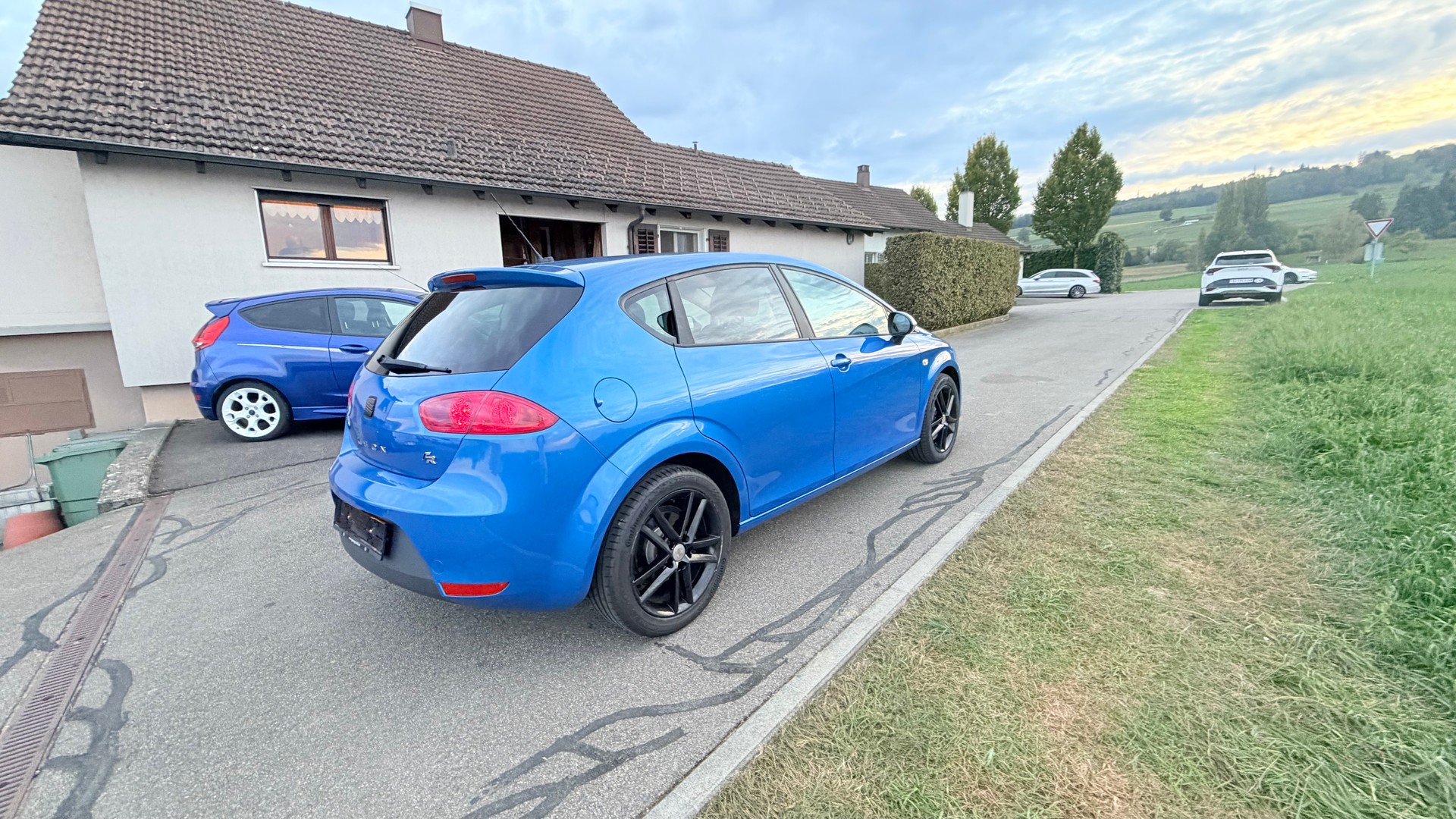 SEAT Leon 2.0 TSI FR DSG-image-4