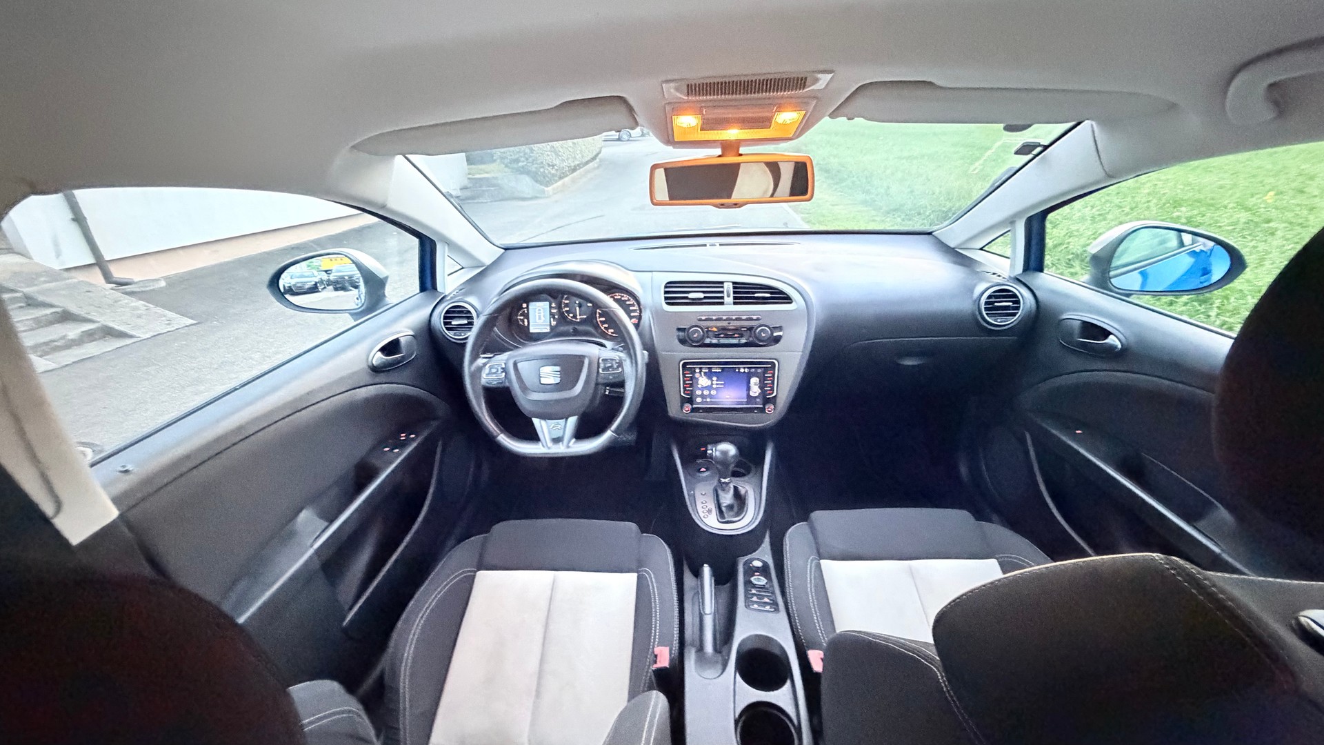 SEAT Leon 2.0 TSI FR DSG-image-6