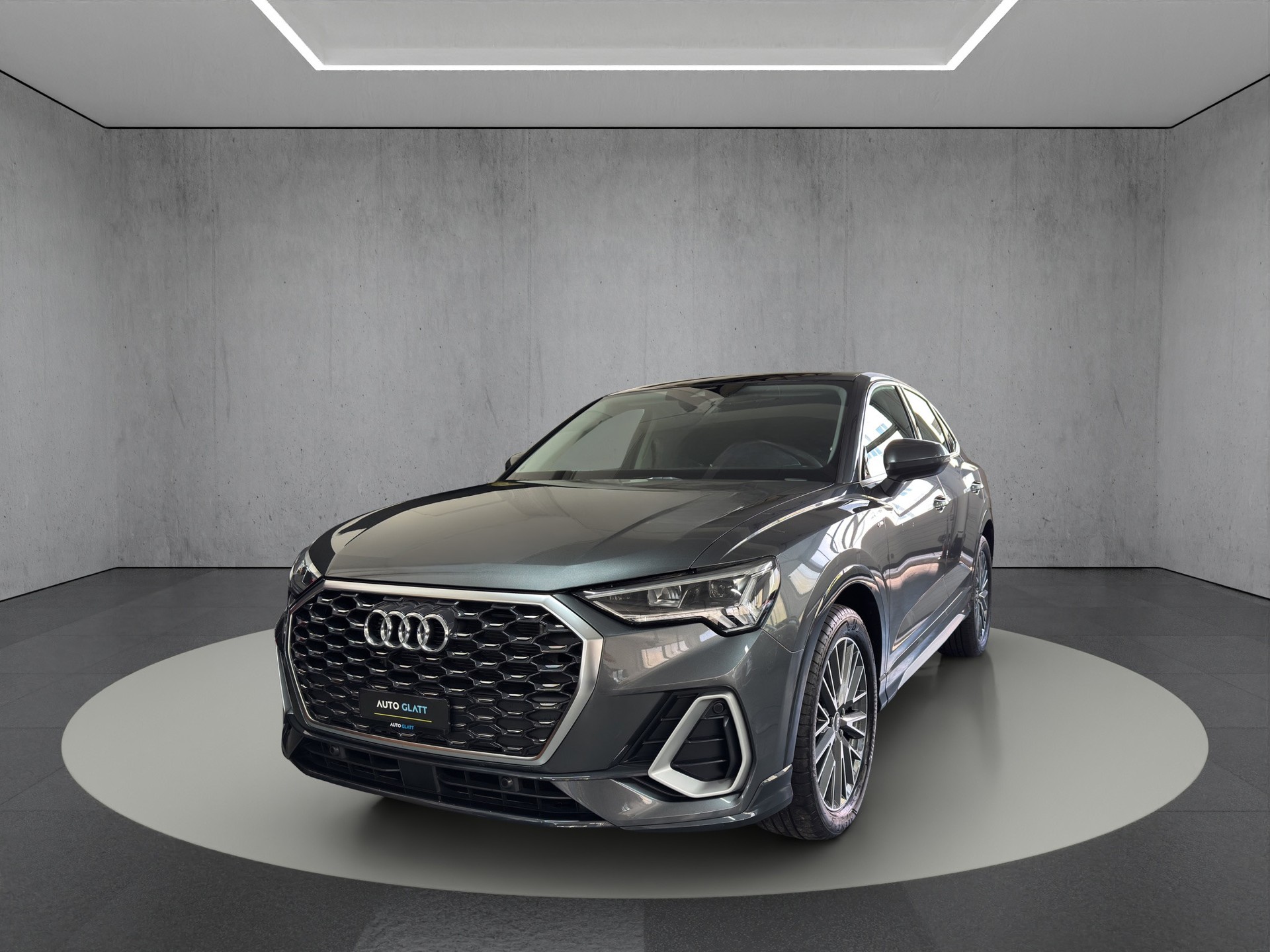 AUDI Q3 Sportback 35 TFSI S line Business S-tronic "AHK-Pano-20" Alu"-image-29