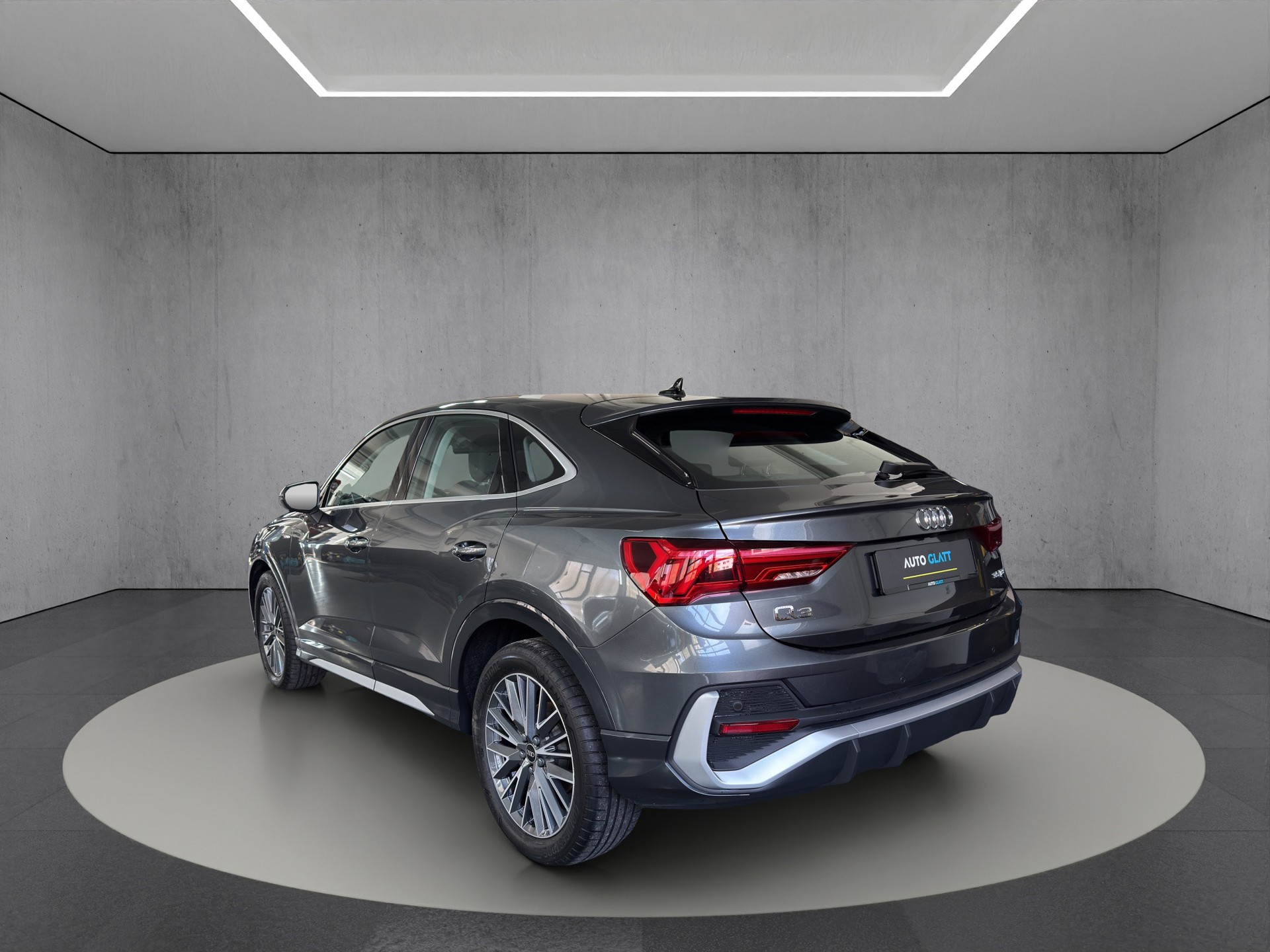 AUDI Q3 Sportback 35 TFSI S line Business S-tronic "AHK-Pano-20" Alu"-image-4