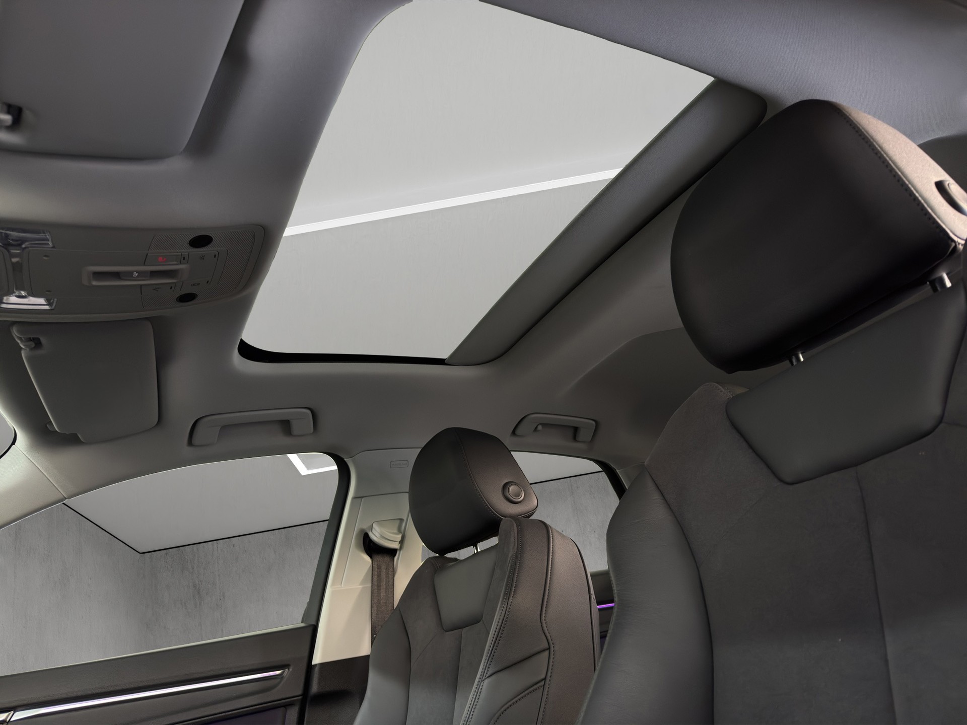 AUDI Q3 Sportback 35 TFSI S line Business S-tronic "AHK-Pano-20" Alu"-image-8