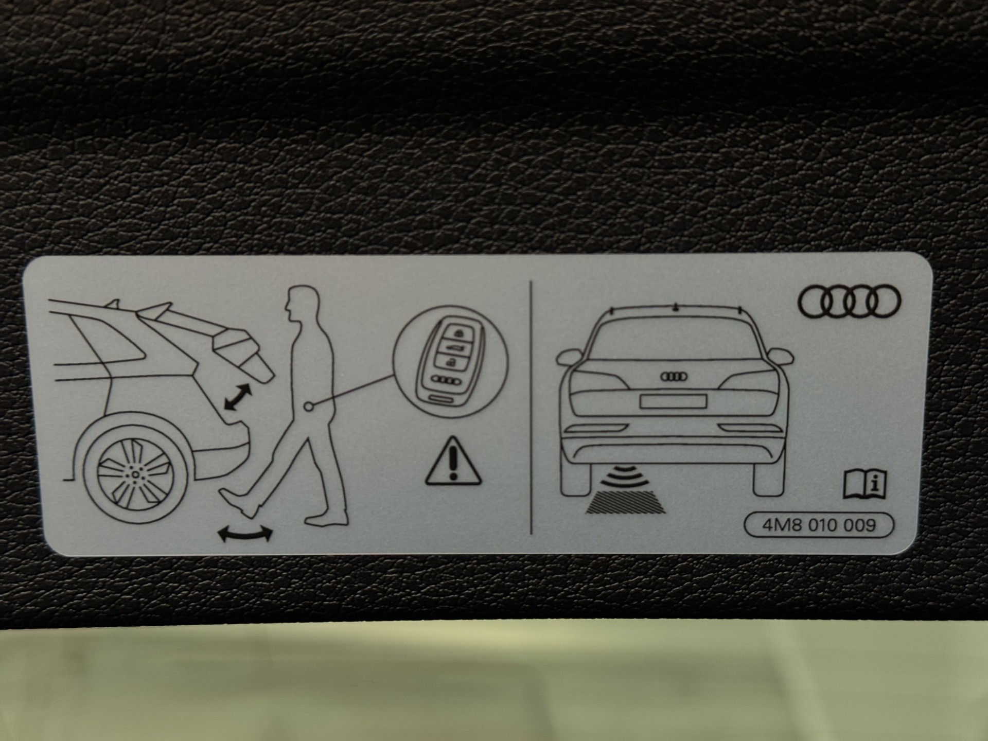 AUDI Q3 Sportback 35 TFSI S line Business S-tronic "AHK-Pano-20" Alu"-image-28