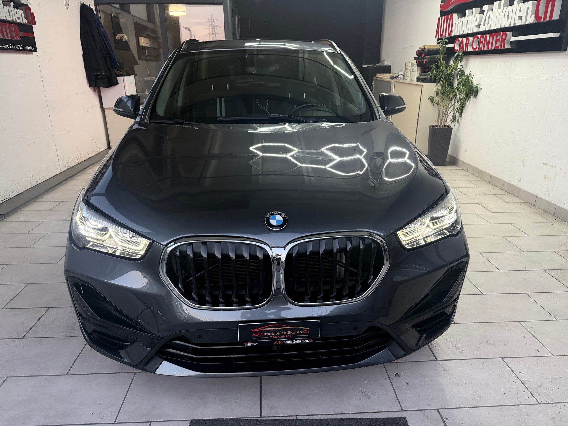 BMW X1 sDrive 18i Steptronic Sport Line DSK-image-2