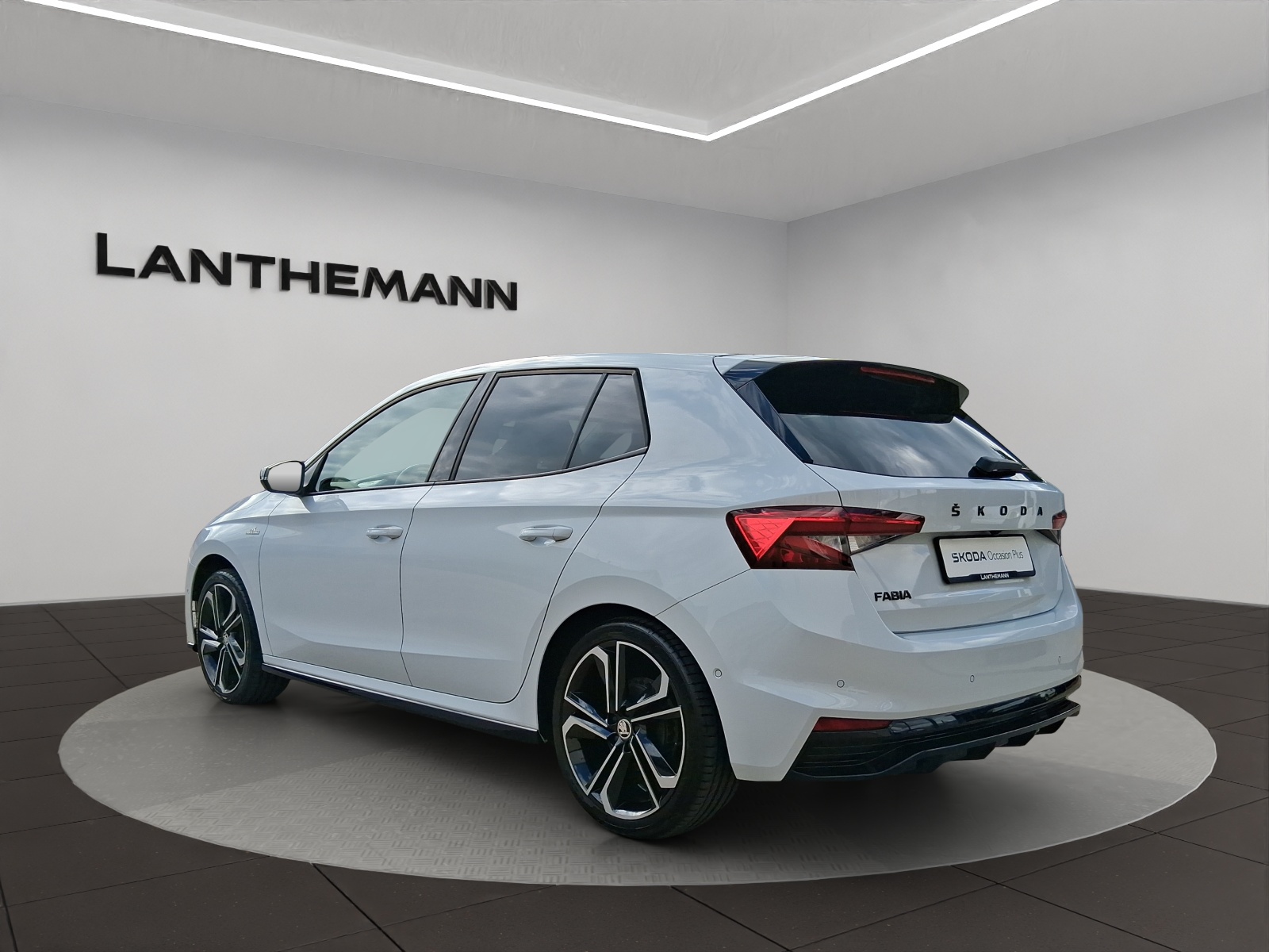 SKODA Fabia 1.0 TSI Monte Carlo DSG-image-2