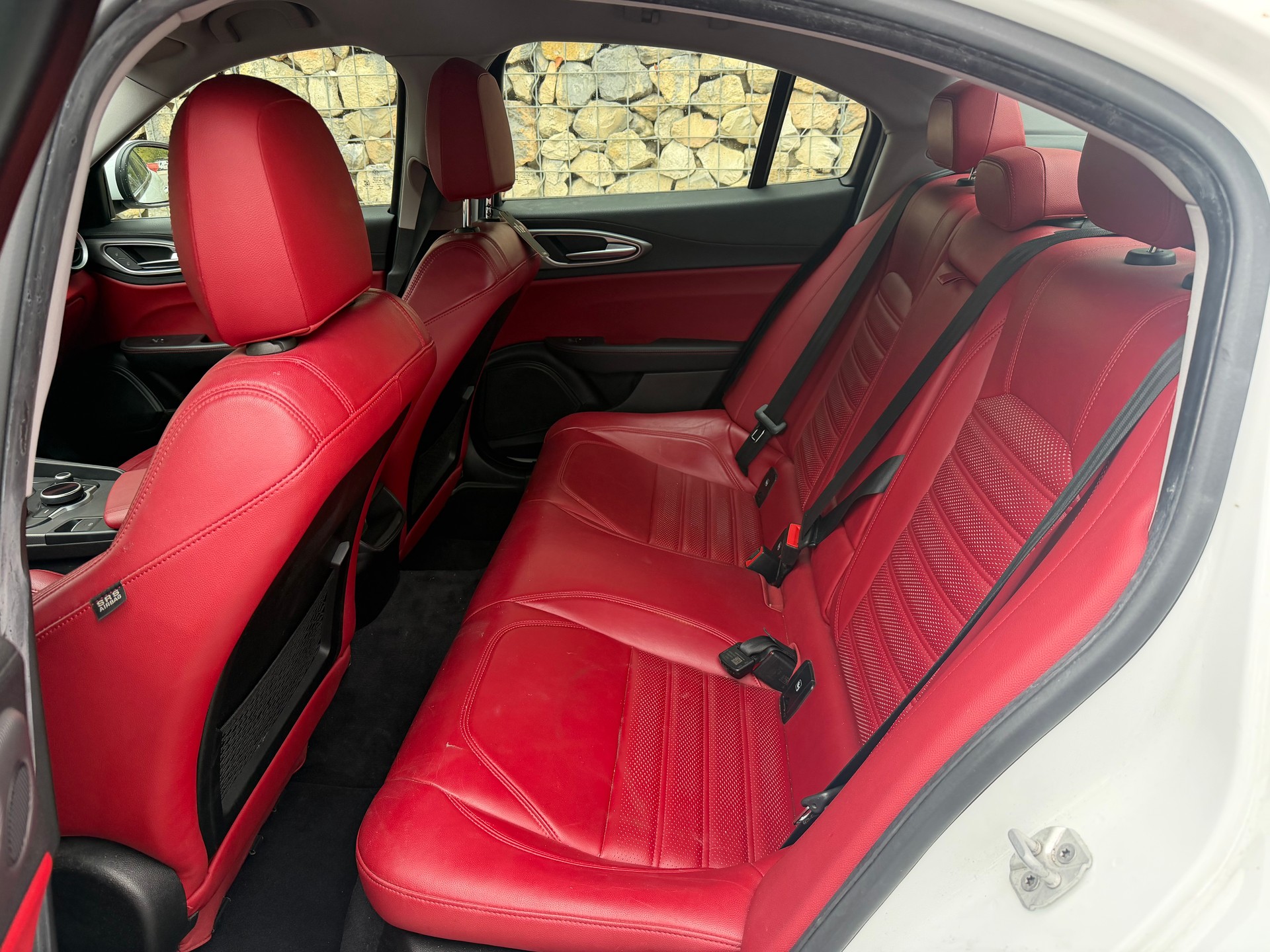 ALFA ROMEO Giulia 2.0 Veloce Q4 Automatic-image-9