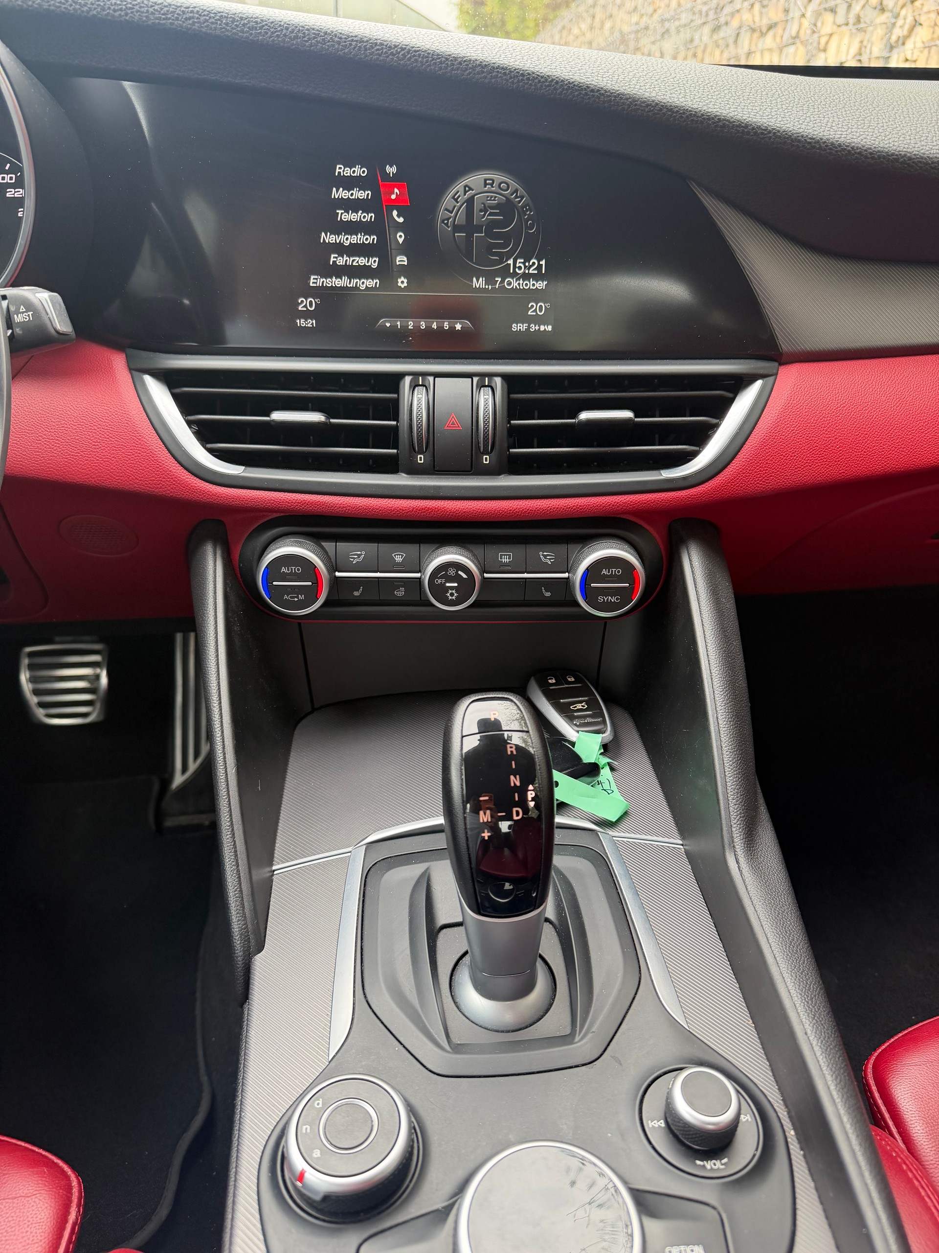 ALFA ROMEO Giulia 2.0 Veloce Q4 Automatic-image-8