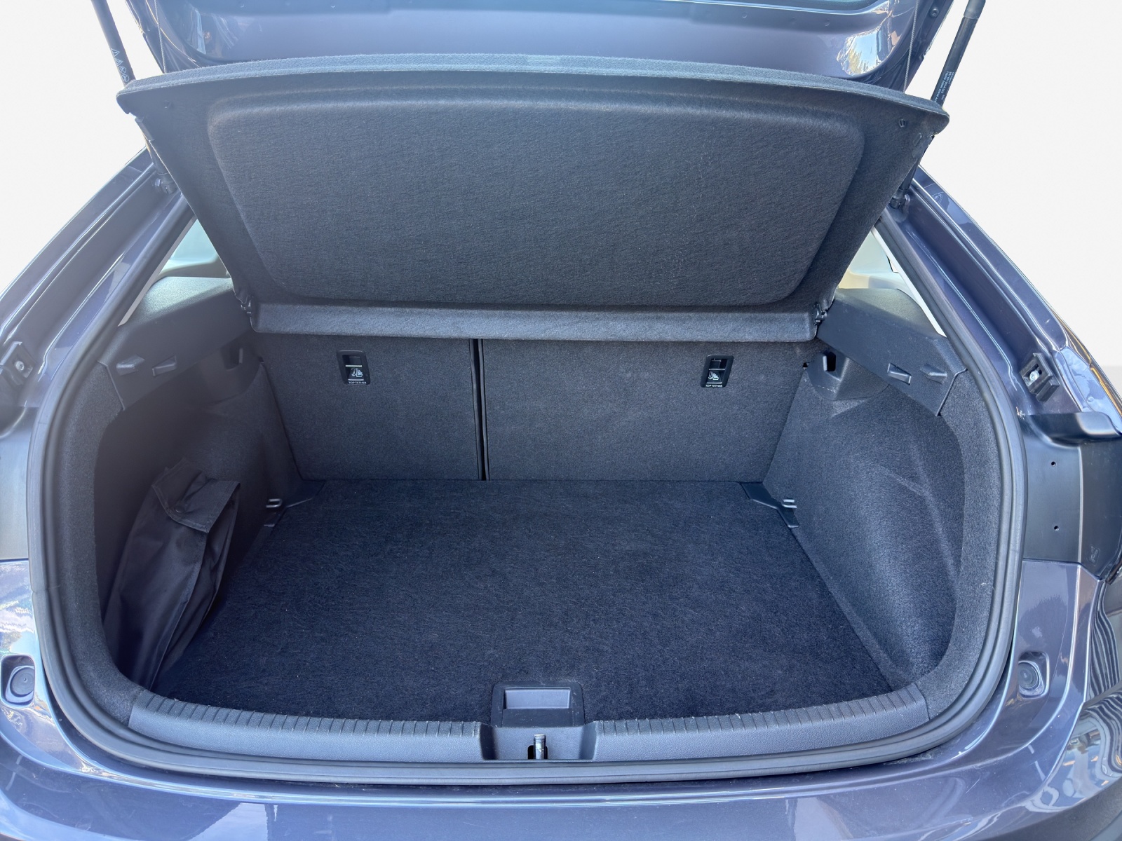 VW Taigo 1.0 TSI Life DSG-image-12