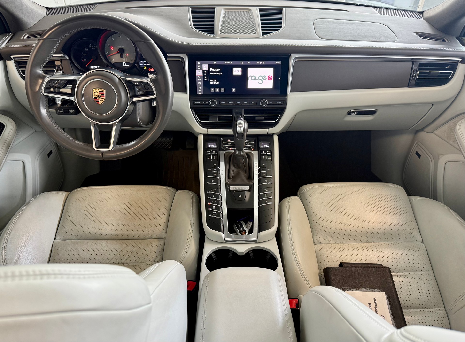 PORSCHE Macan S PDK-image-15