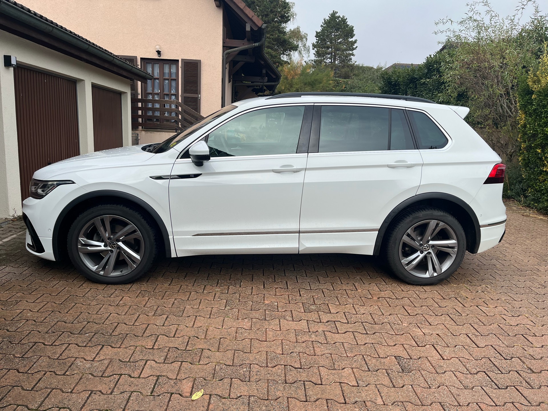 VW 2.0 TDI SCR R-Line DSG-image-0