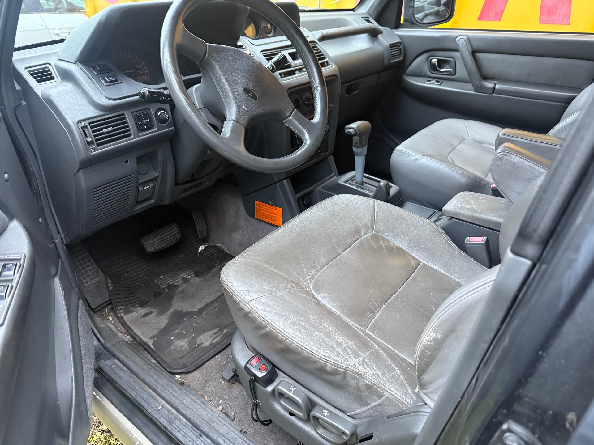 MITSUBISHI Pajero 3.0 V6 Wagon ABS-image-4