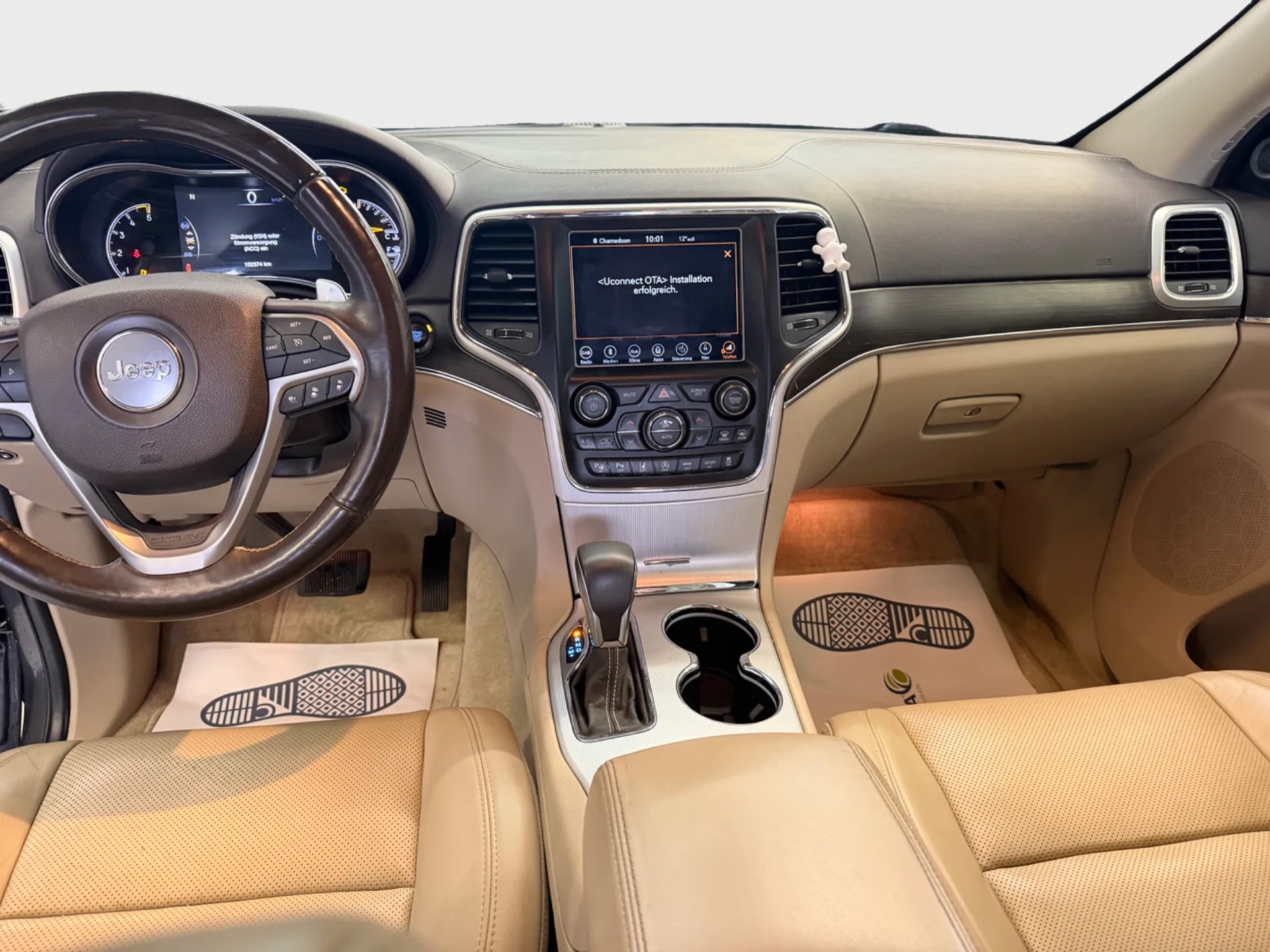 JEEP Grand Cherokee 3.0 CRD Overland Automatic-image-9