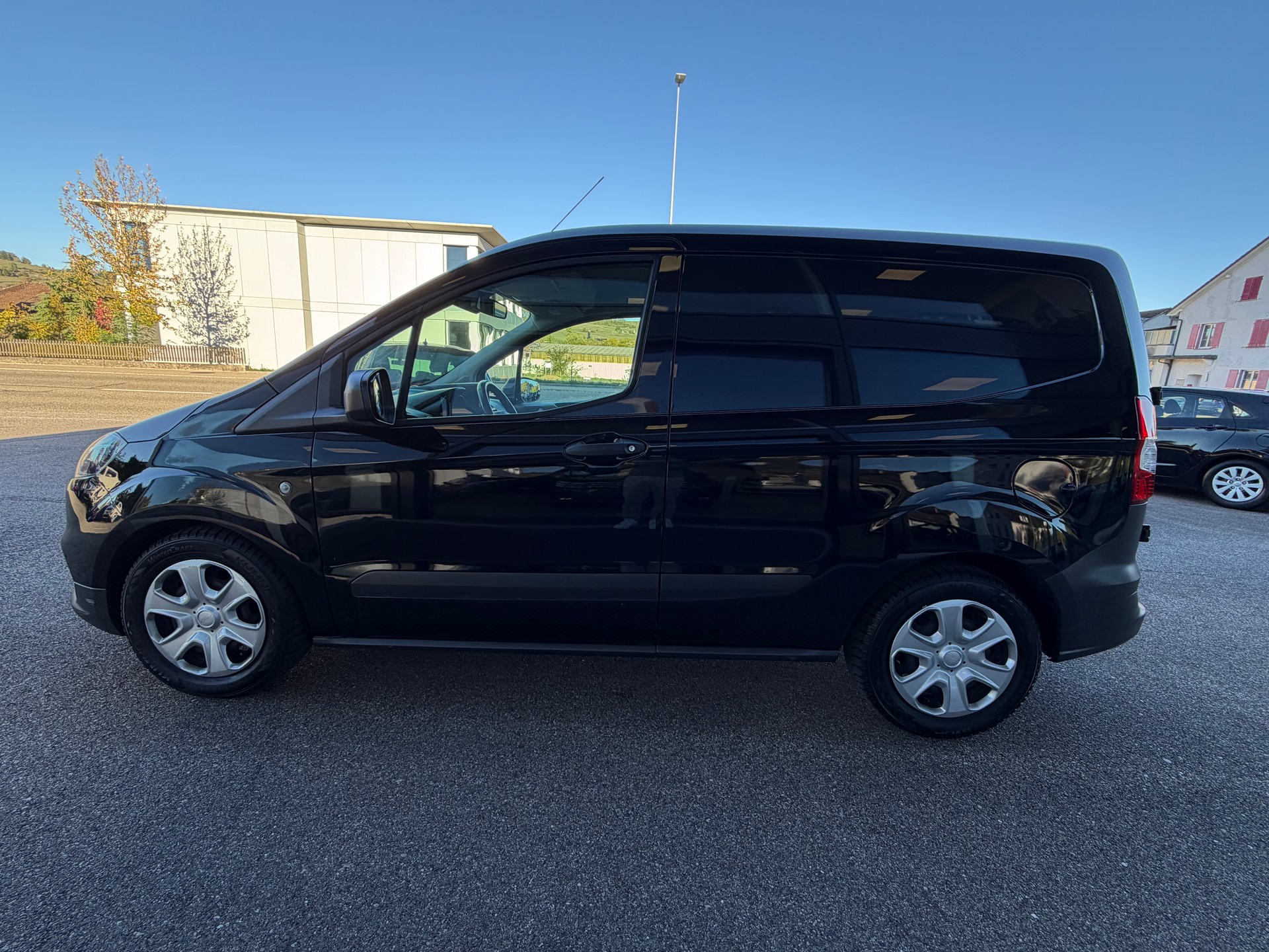 FORD Transit Courier Van 1.0 EcoB Trend-image-7