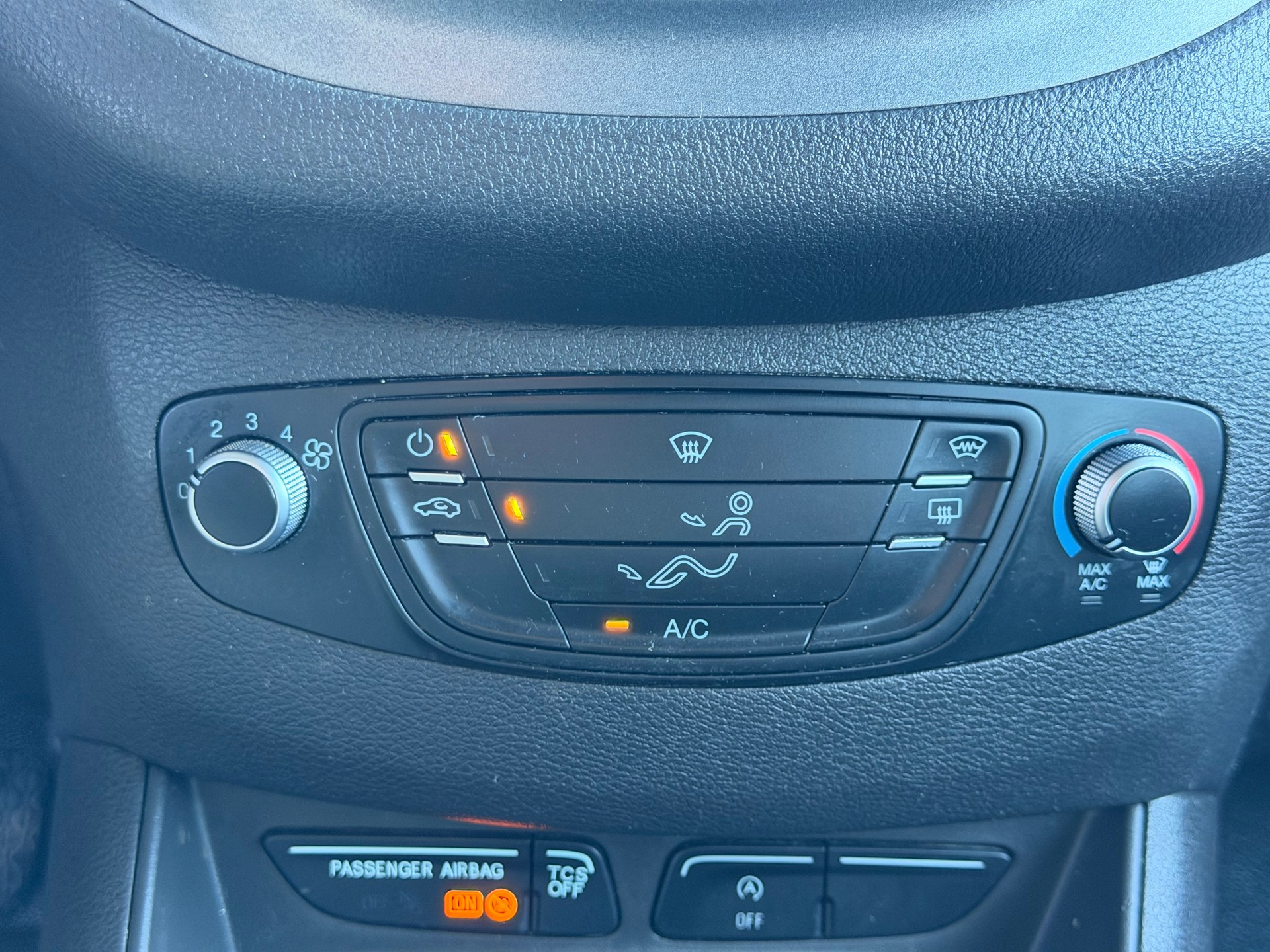 FORD Transit Courier Van 1.0 EcoB Trend-image-15