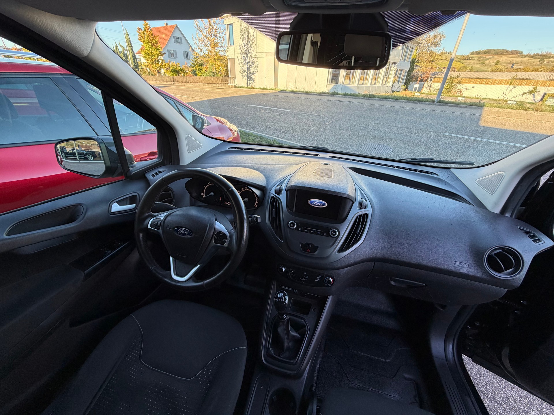 FORD Transit Courier Van 1.0 EcoB Trend-image-18