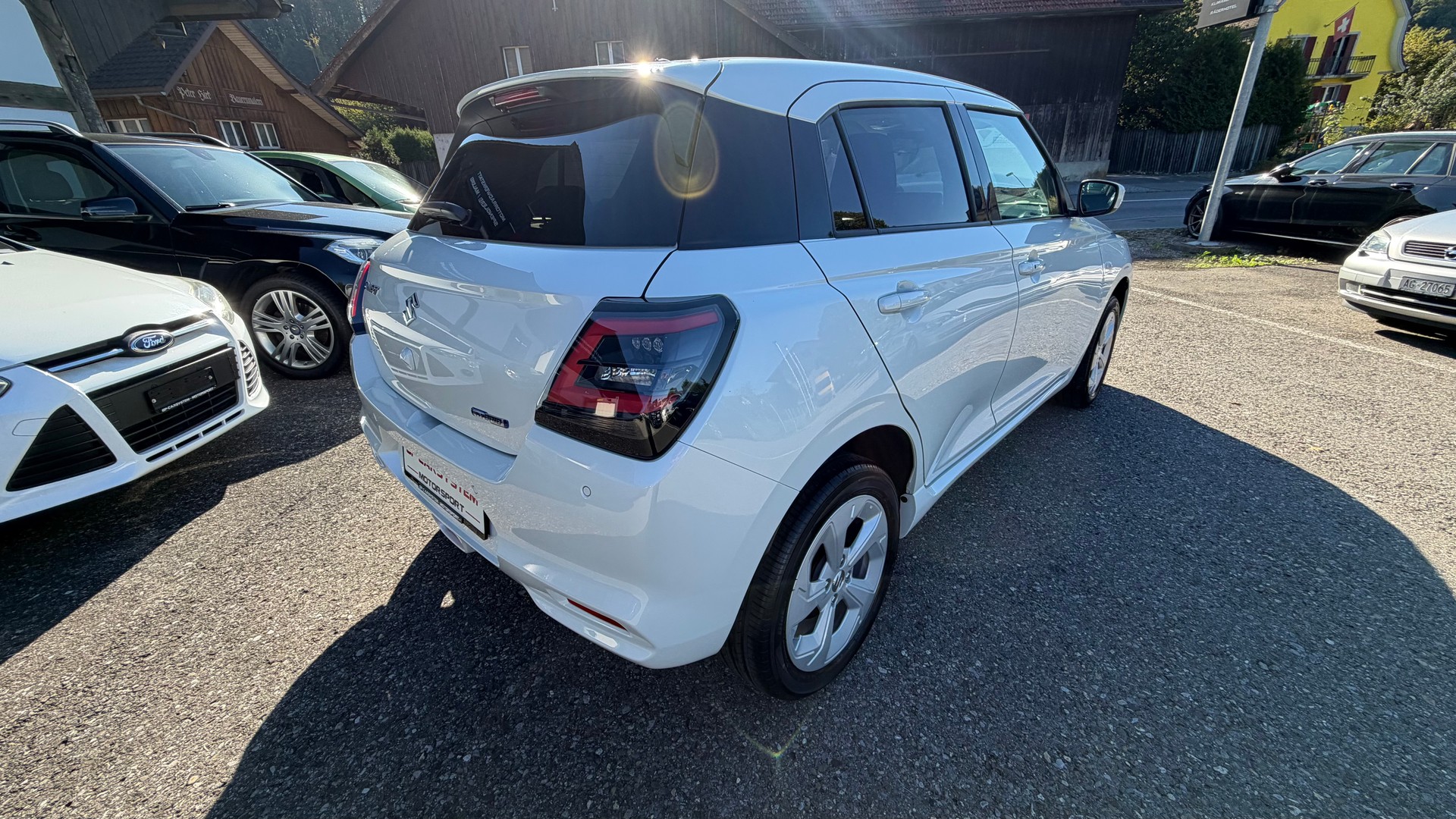 SUZUKI Swift 1.2 Compact+ Hybrid 4x4-image-4