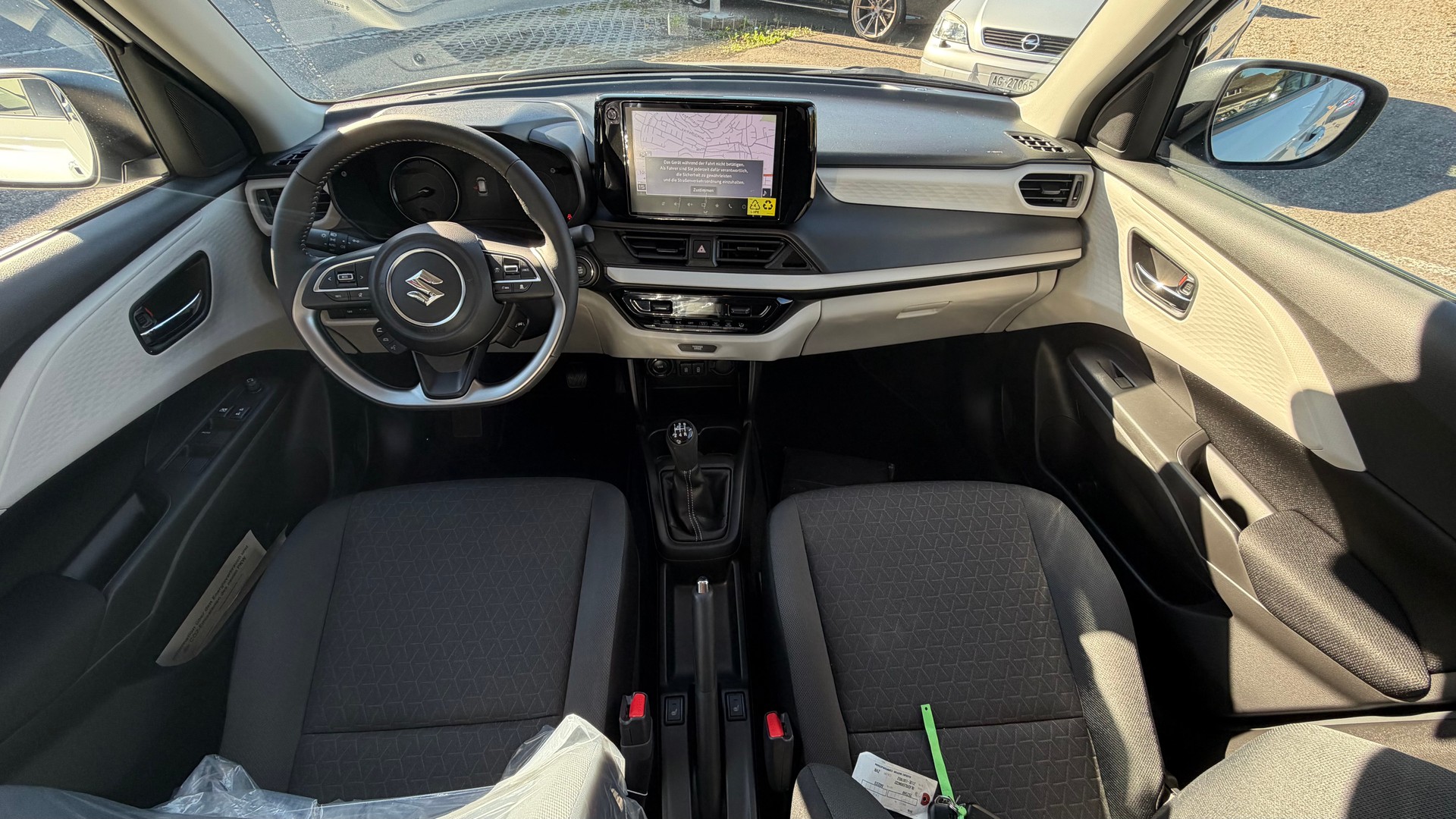 SUZUKI Swift 1.2 Compact+ Hybrid 4x4-image-10