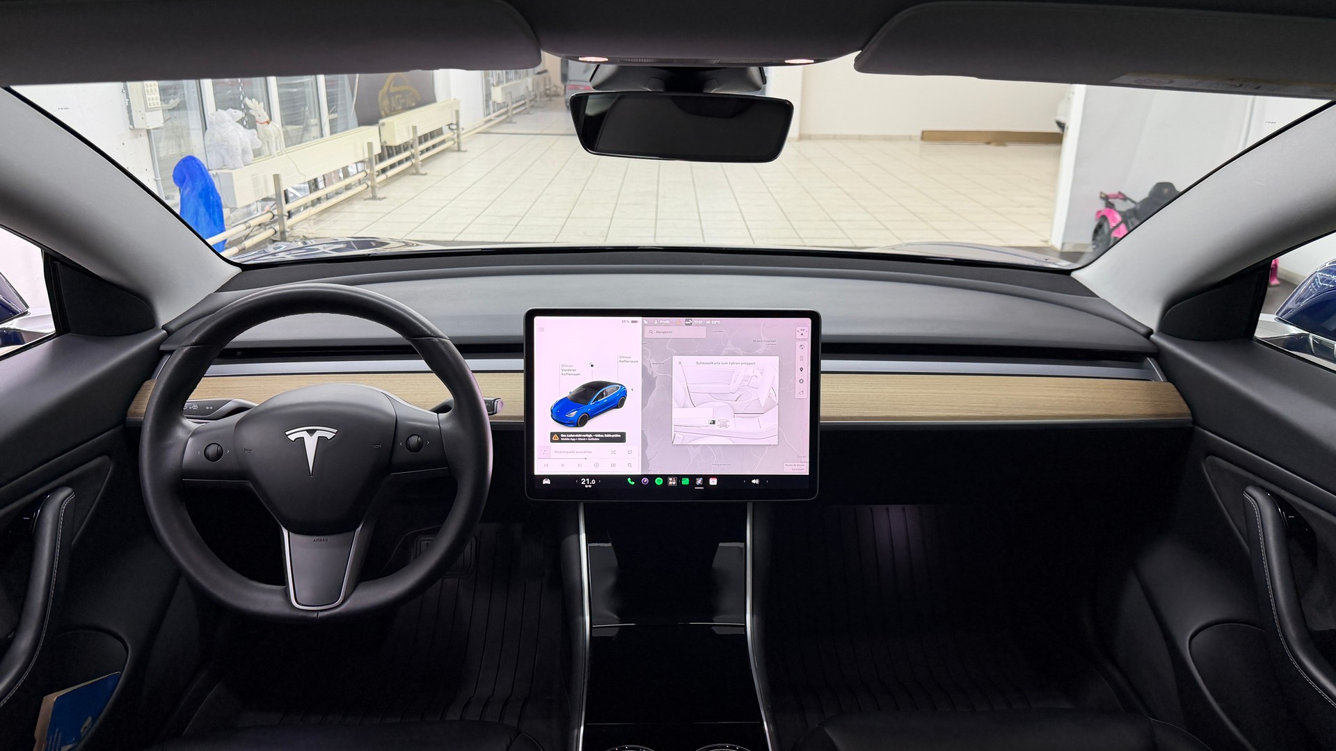TESLA Model 3 Long Range Dual Motor AWD-image-8
