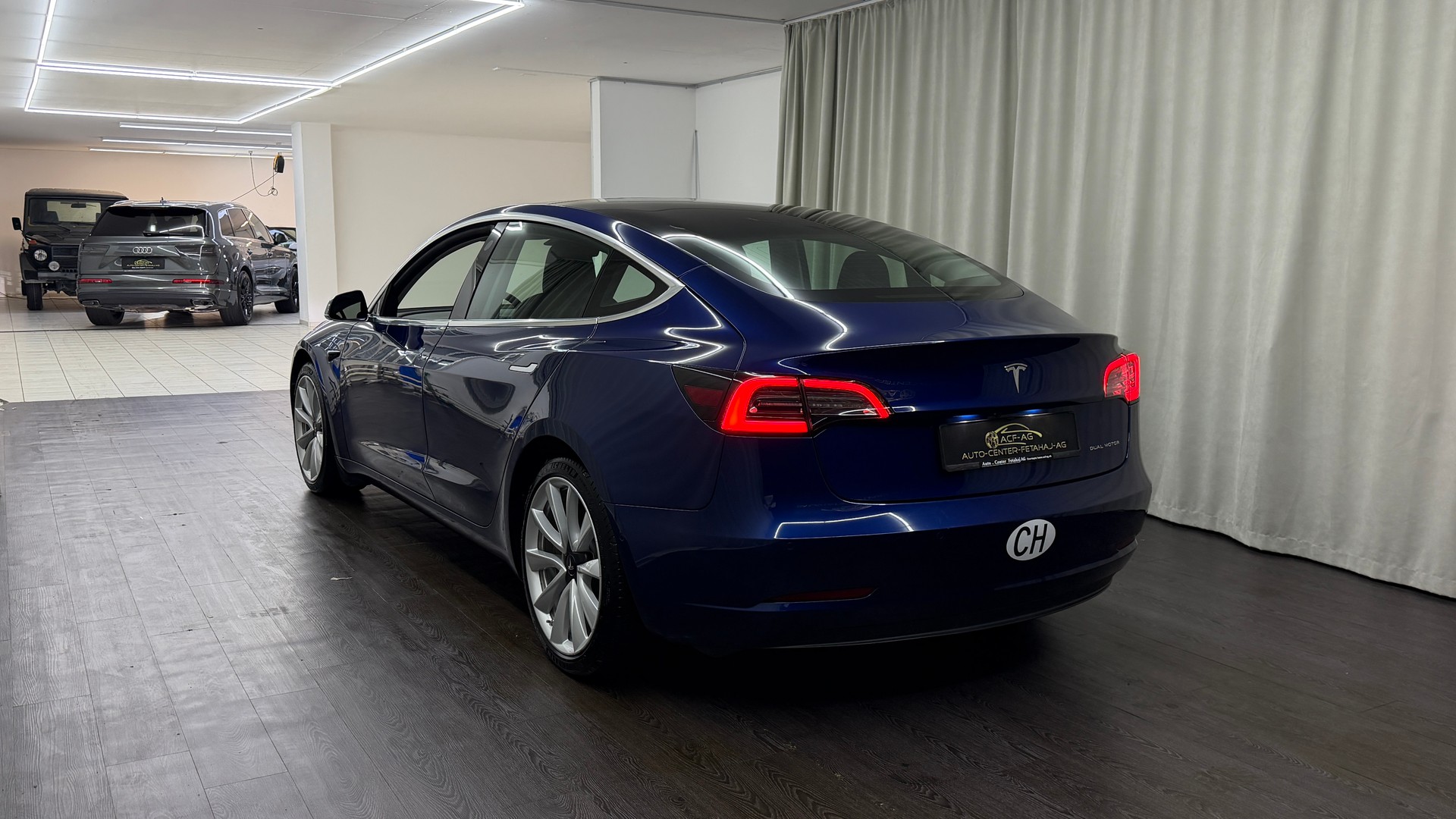 TESLA Model 3 Long Range Dual Motor AWD-image-5
