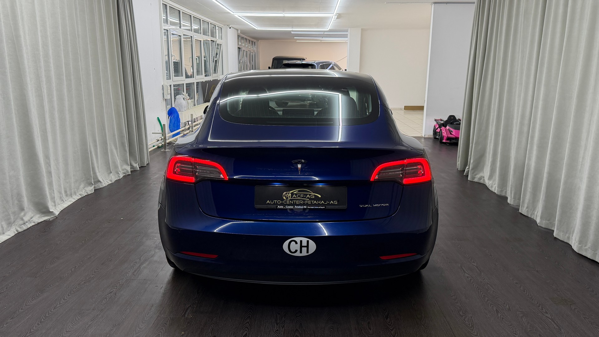 TESLA Model 3 Long Range Dual Motor AWD-image-4