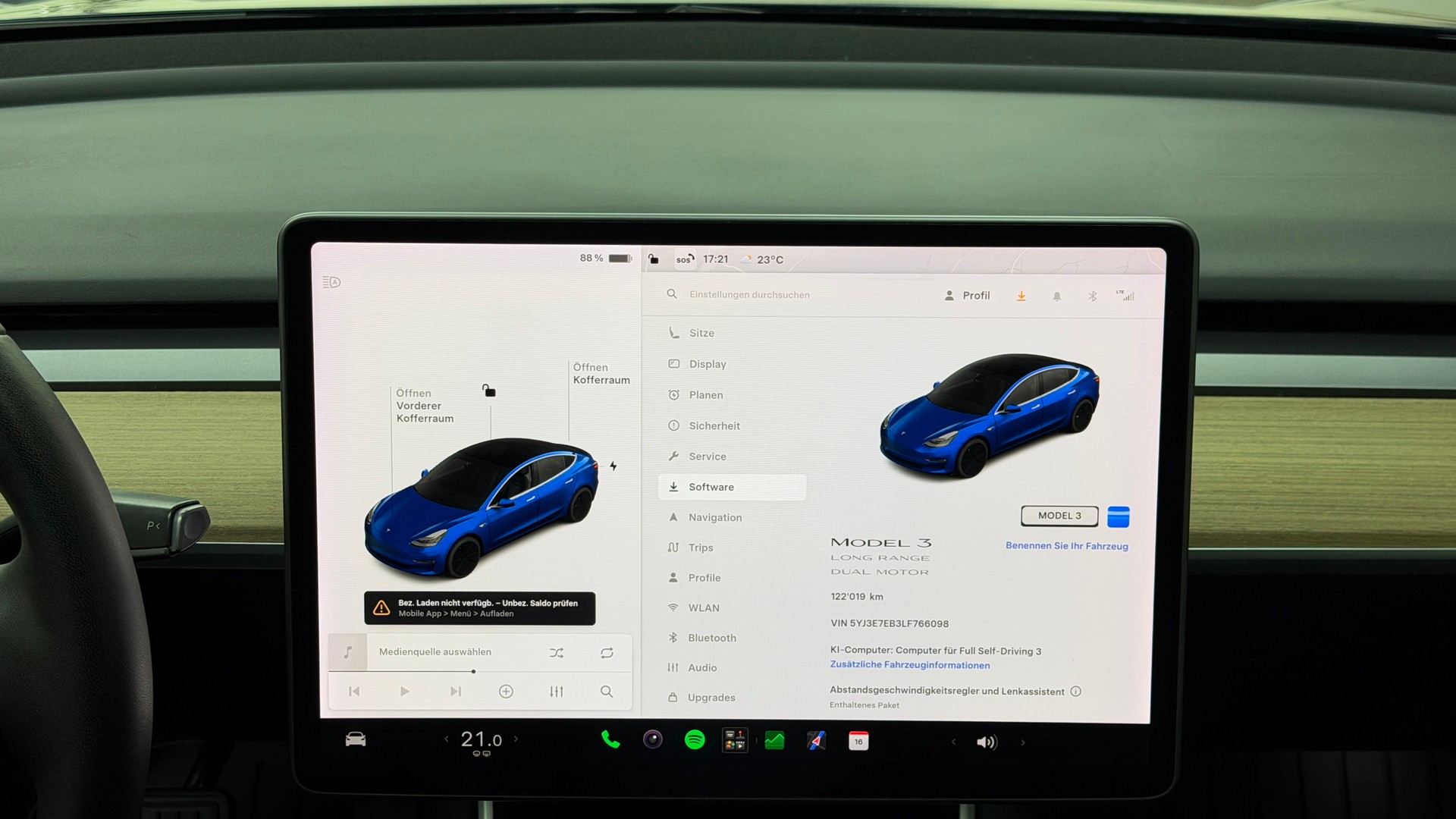TESLA Model 3 Long Range Dual Motor AWD-image-10