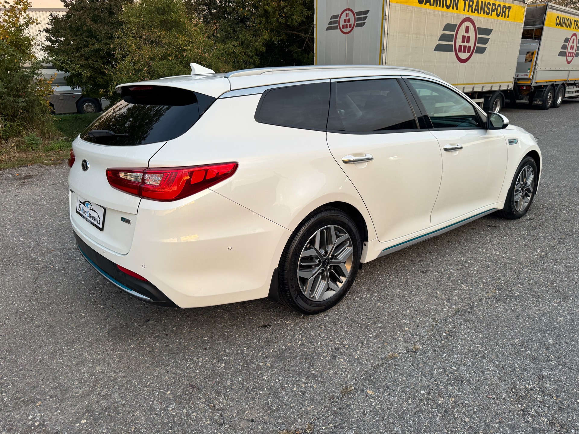KIA Optima SW 2.0 T-GDI Plug-in Hybrid Automat-image-5