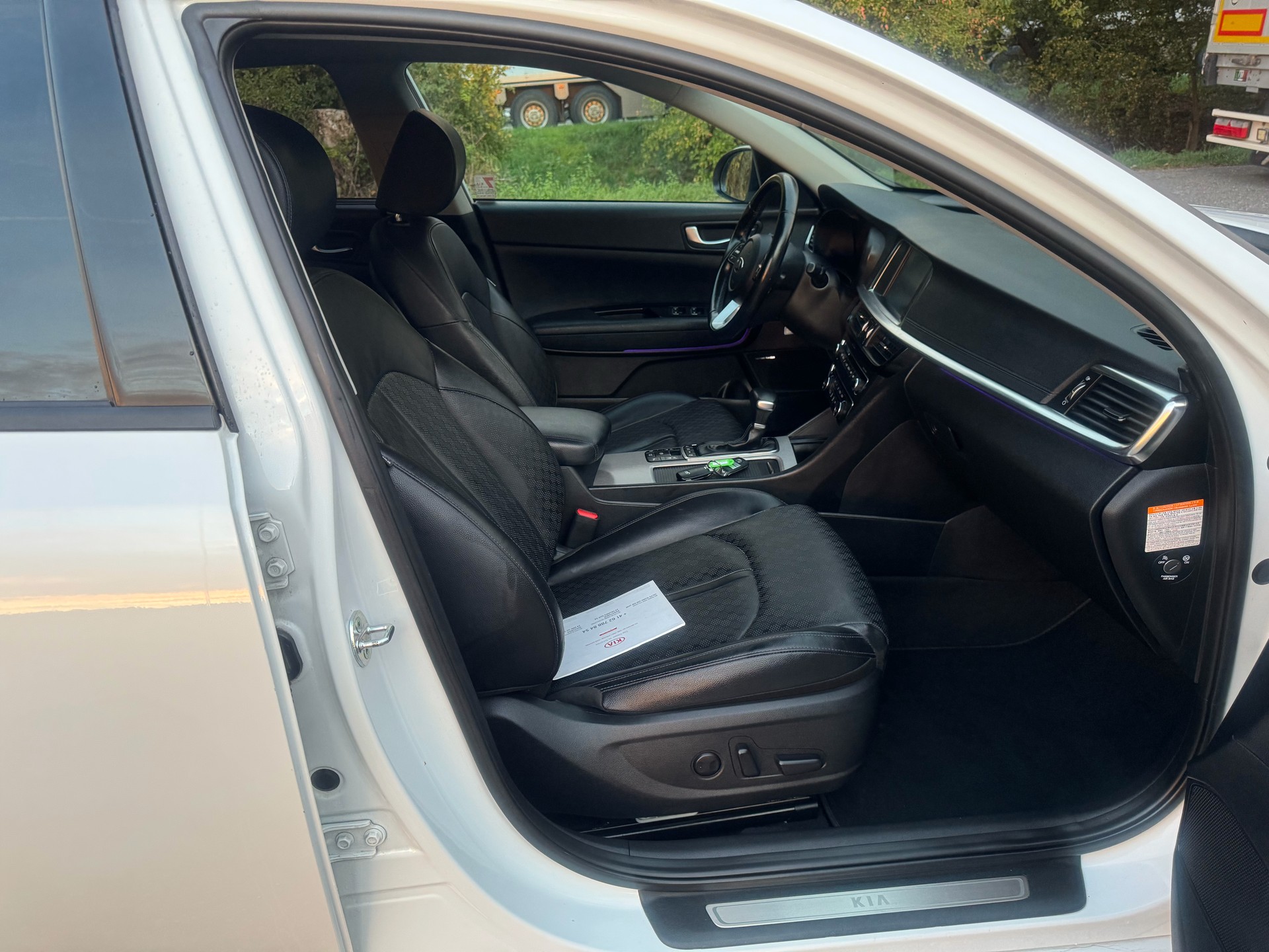 KIA Optima SW 2.0 T-GDI Plug-in Hybrid Automat-image-11